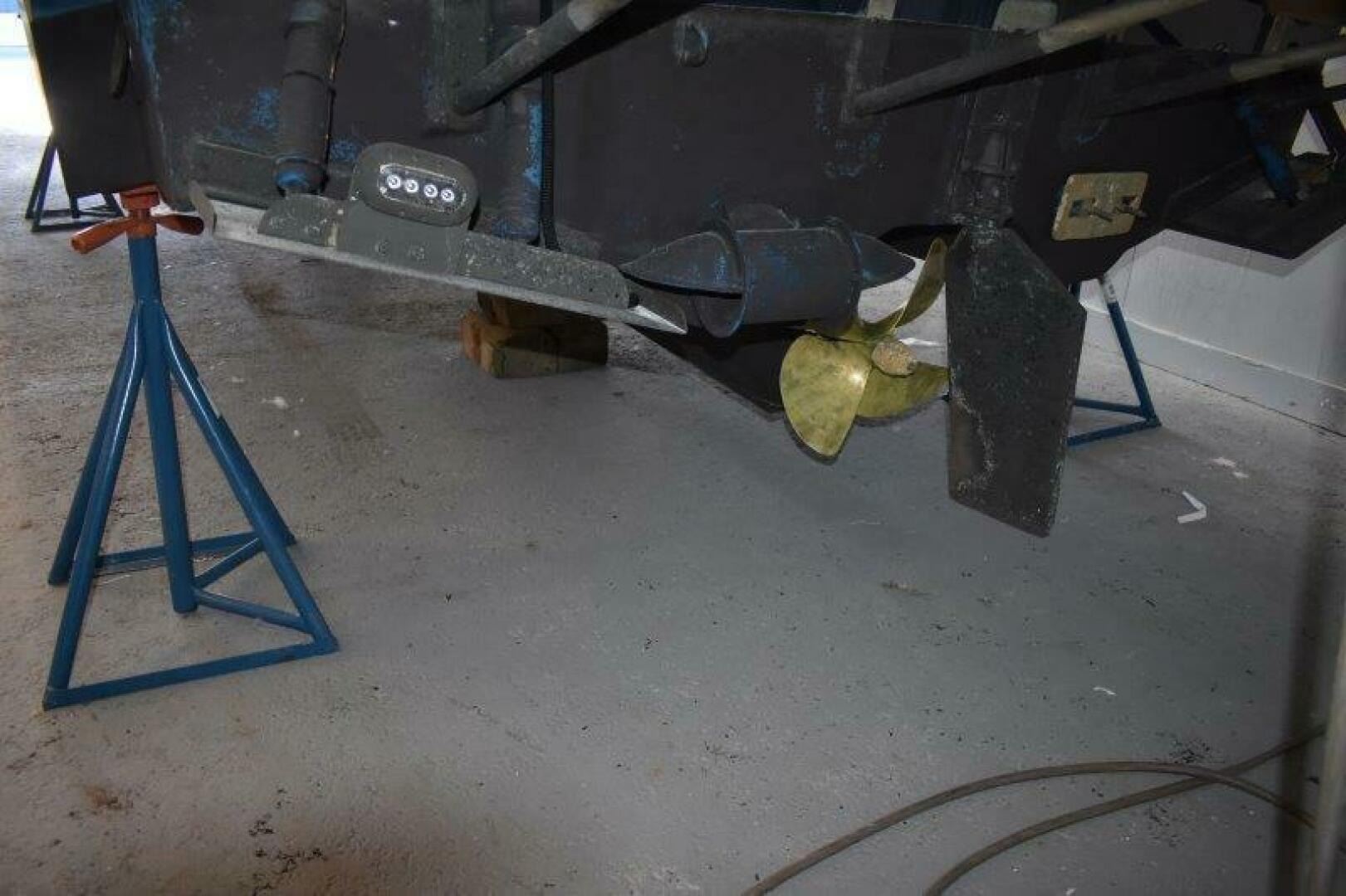 Slide: The Image of Ranger Tug R-31 Command Bridge Luxury Edition 2018 - 5154666