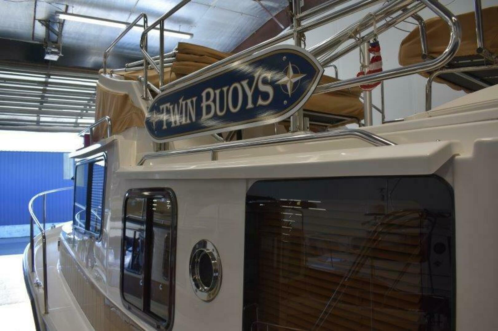 Slide: The Image of Ranger Tug R-31 Command Bridge Luxury Edition 2018 - 5154670