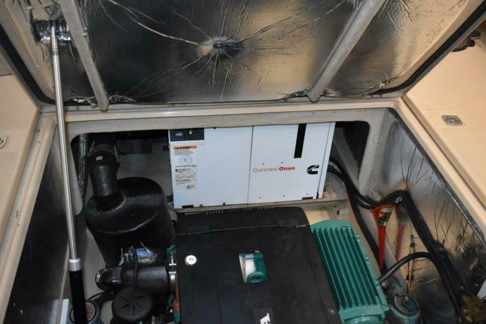 Slide: The Image of Ranger Tug R-31 Command Bridge Luxury Edition 2018 - 5154687