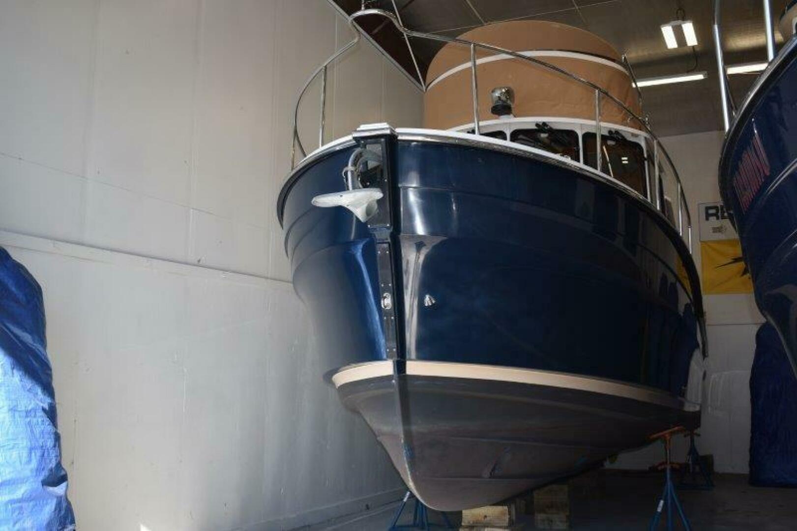 Slide: The Image of Ranger Tug R-31 Command Bridge Luxury Edition 2018 - 5154731