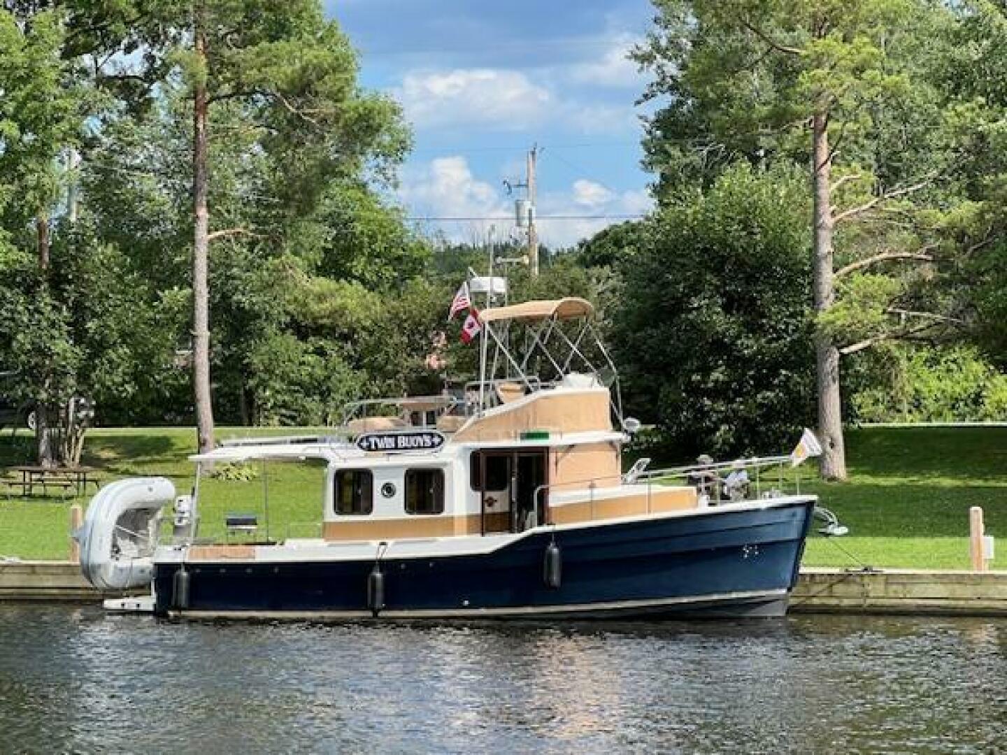 Slide: The Image of Ranger Tug R-31 Command Bridge Luxury Edition 2018 - 5154736