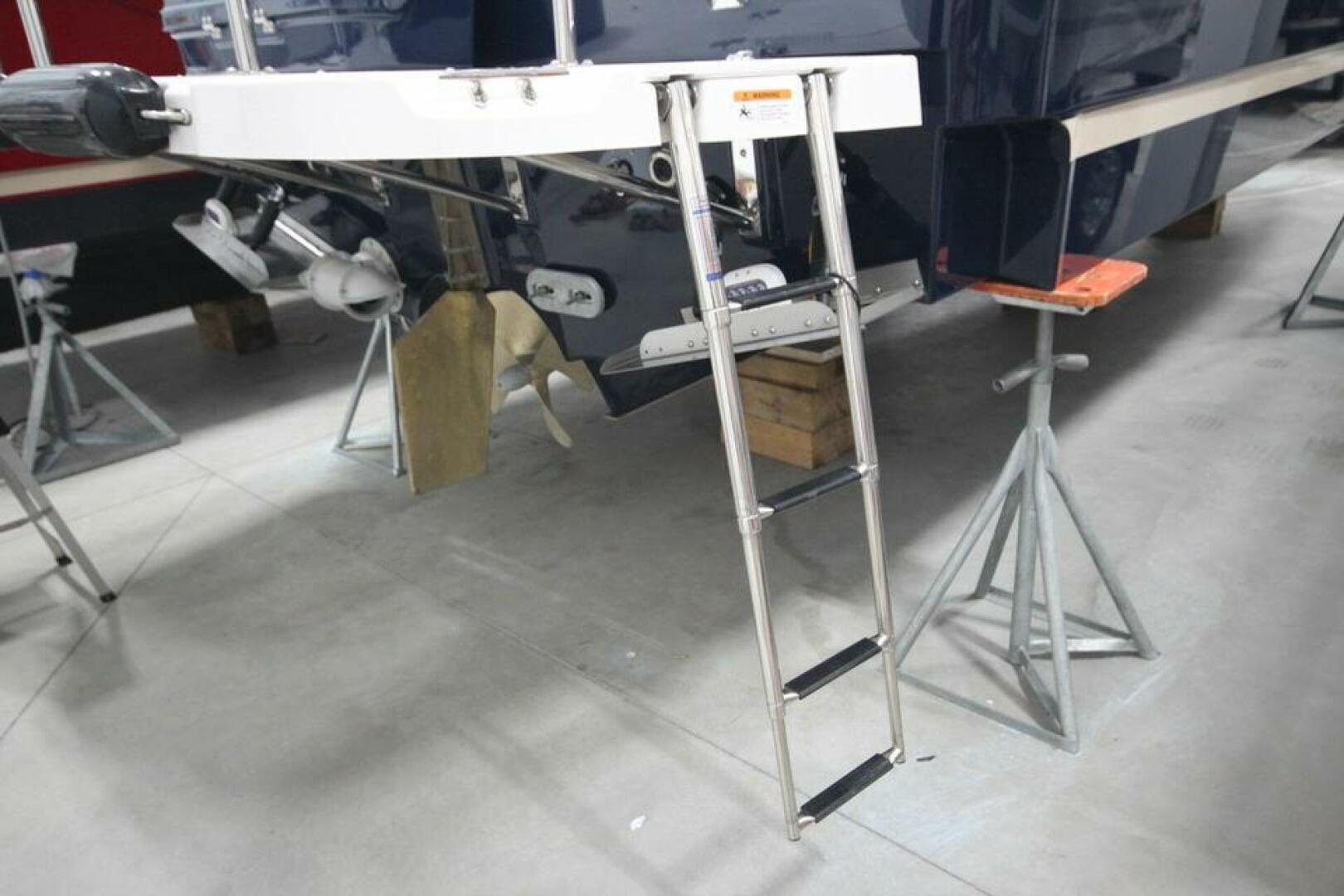 Slide: The Image of Ranger Tug R-31 Command Bridge Luxury Edition 2025 - 5157103