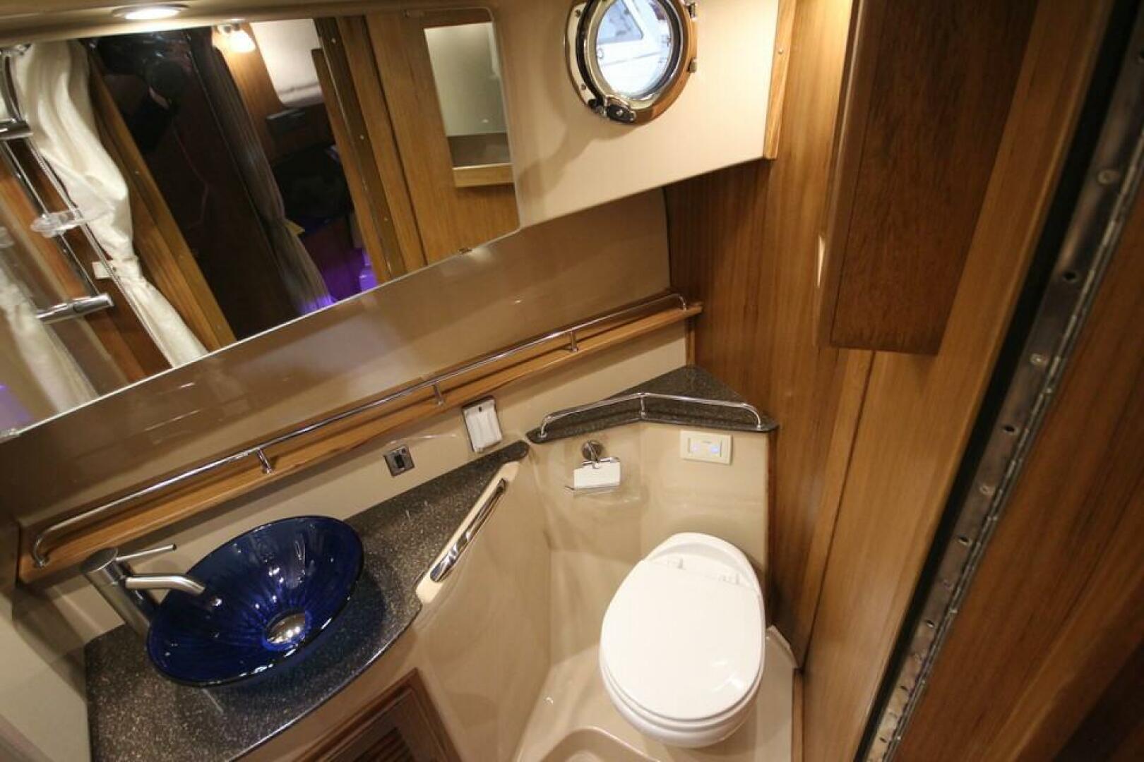 Slide: The Image of Ranger Tug R-31 Command Bridge Luxury Edition 2025 - 5157190