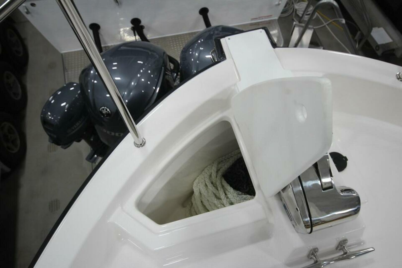 Slide: The Image of Ranger Tug R-31 Command Bridge Luxury Edition 2025 - 5157207