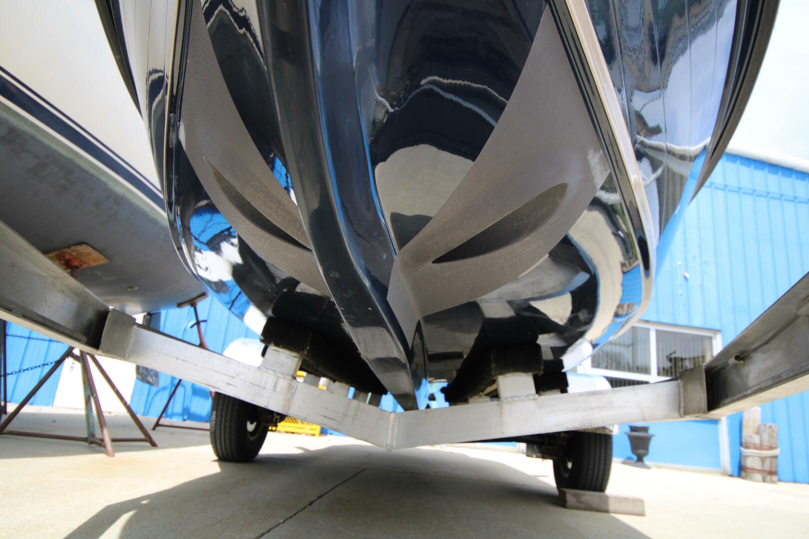 Slide: The Image of Ranger Tug R21-EC 2016 - 5279499