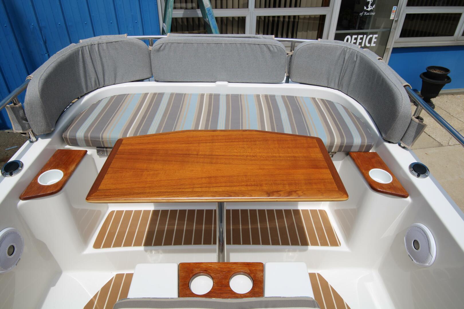 Slide: The Image of Ranger Tug R21-EC 2016 - 5279504