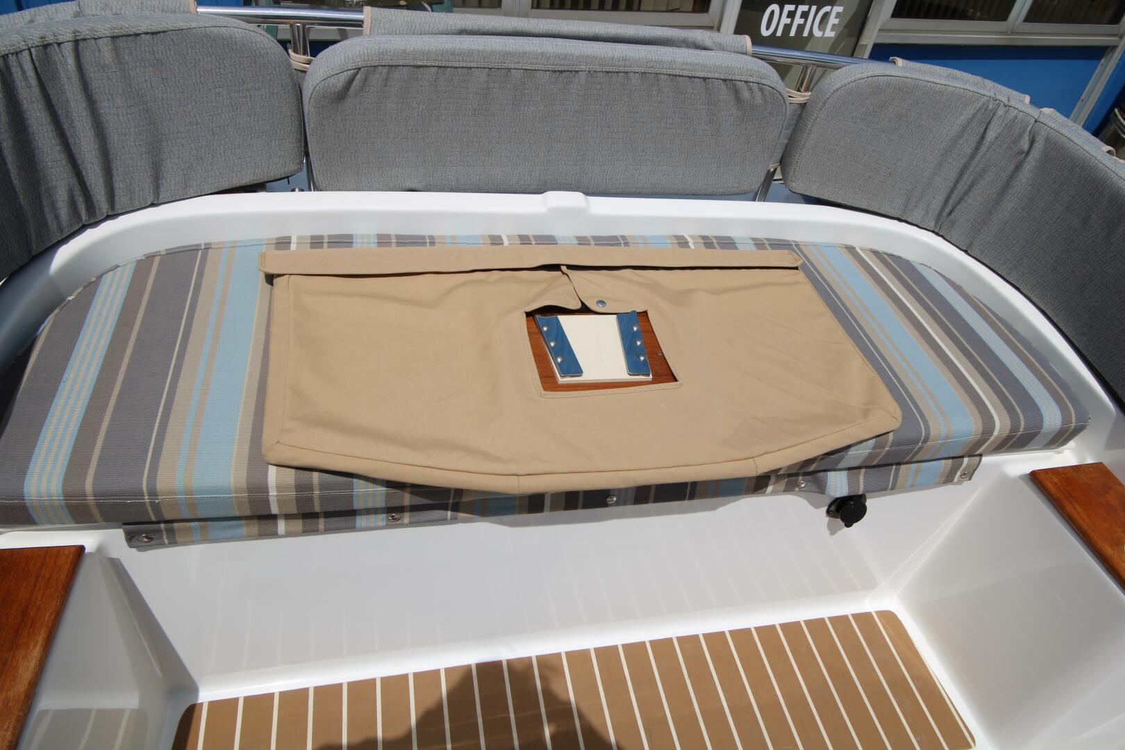 Slide: The Image of Ranger Tug R21-EC 2016 - 5279505