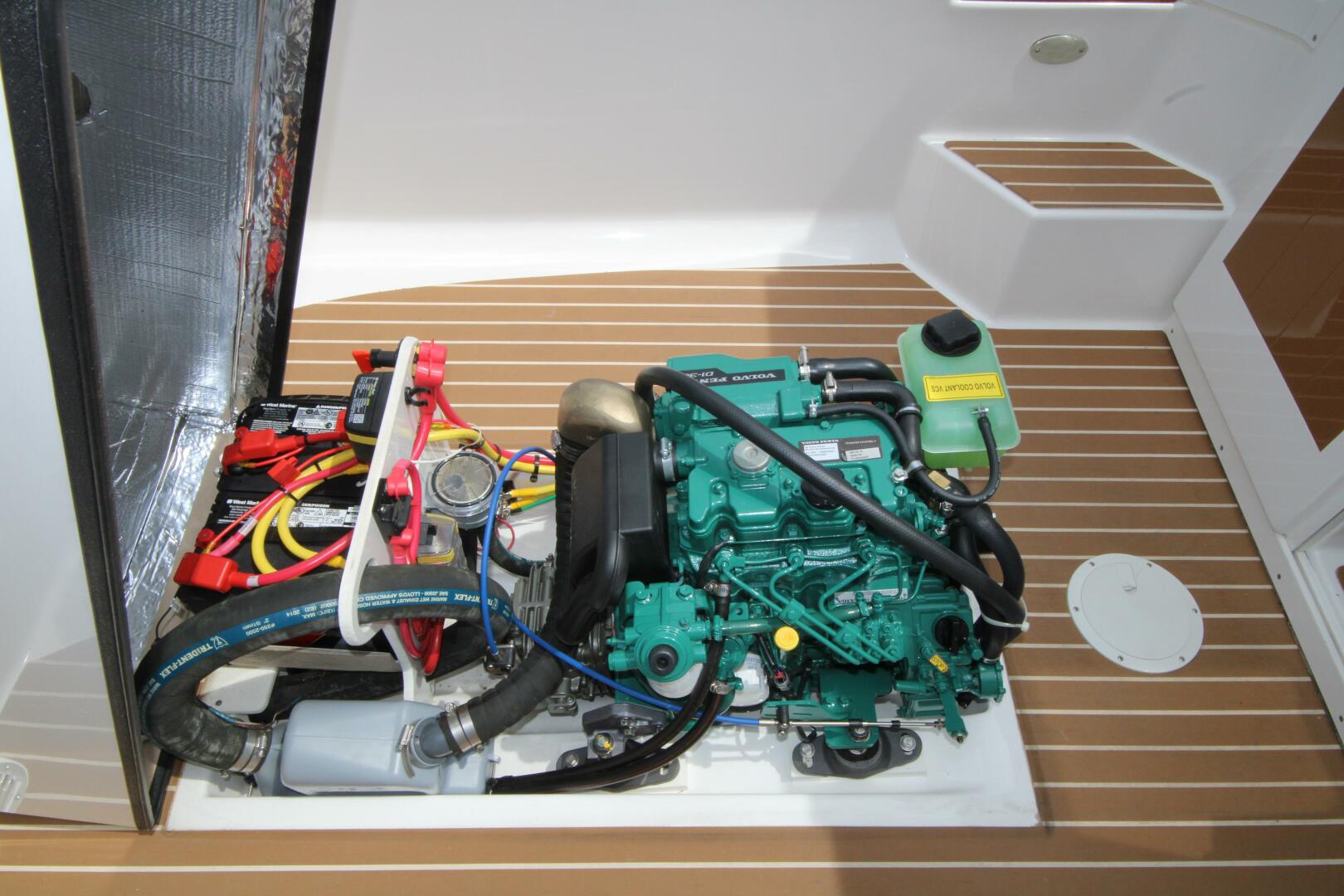 Slide: The Image of Ranger Tug R21-EC 2016 - 5279513