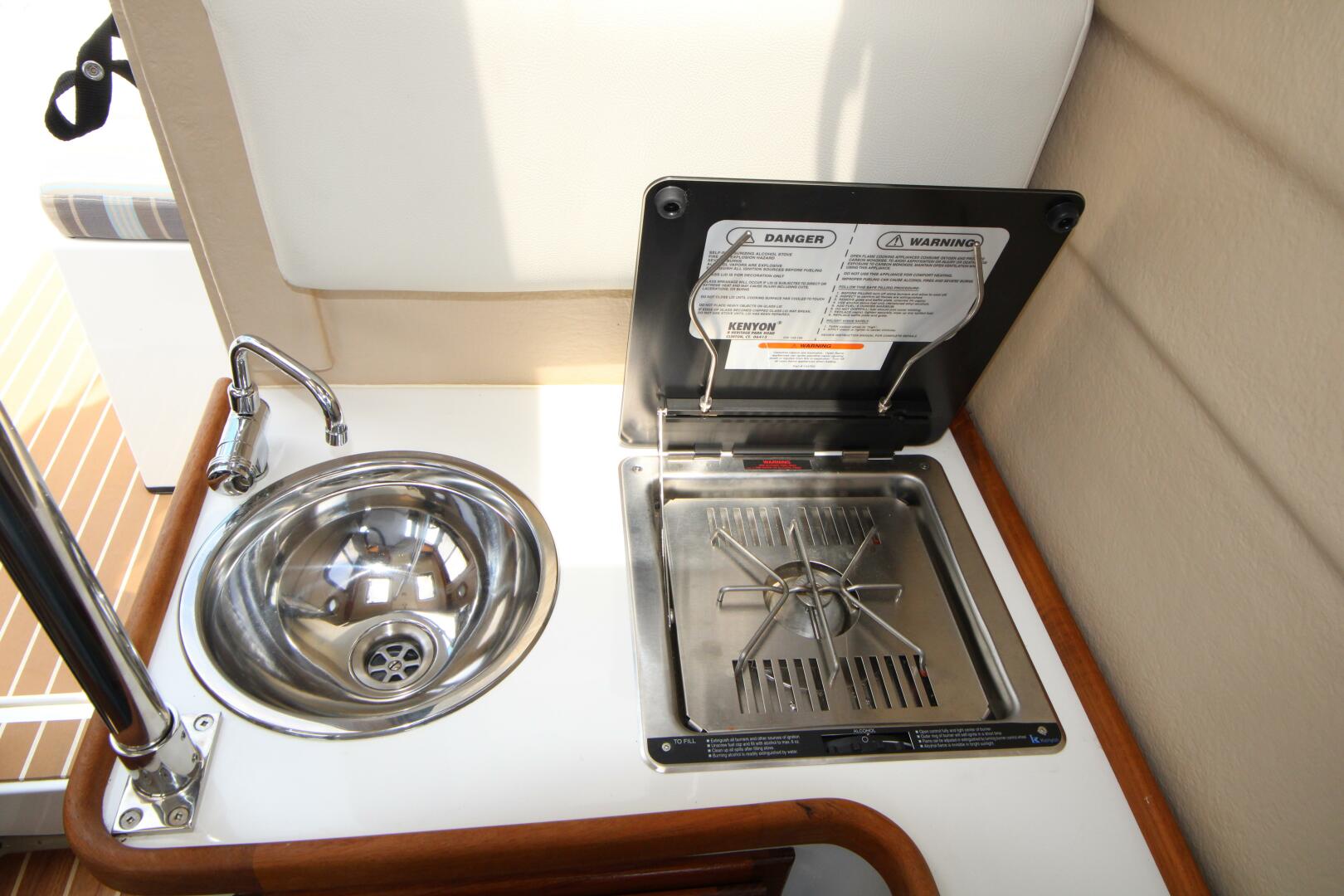 Slide: The Image of Ranger Tug R21-EC 2016 - 5279530