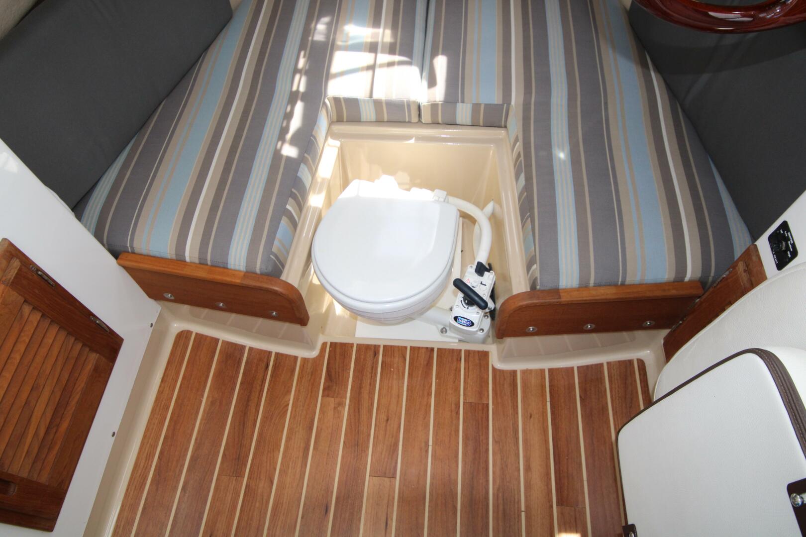 Slide: The Image of Ranger Tug R21-EC 2016 - 5279533