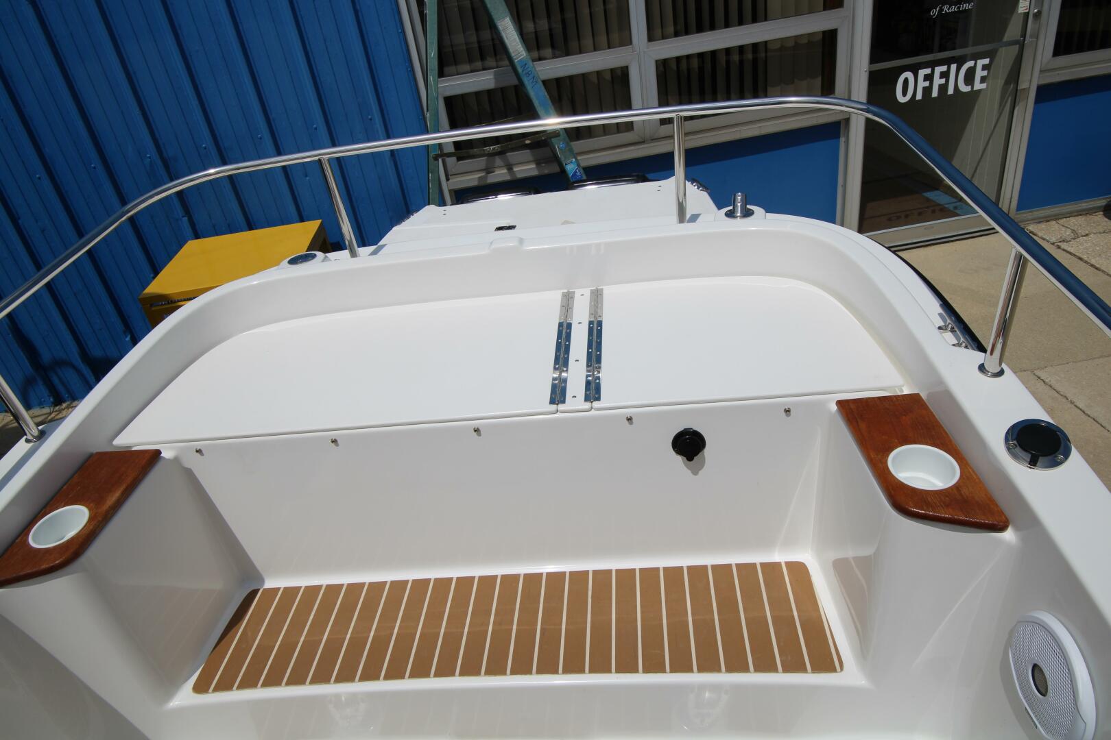 Slide: The Image of Ranger Tug R21-EC 2016 - 5279534