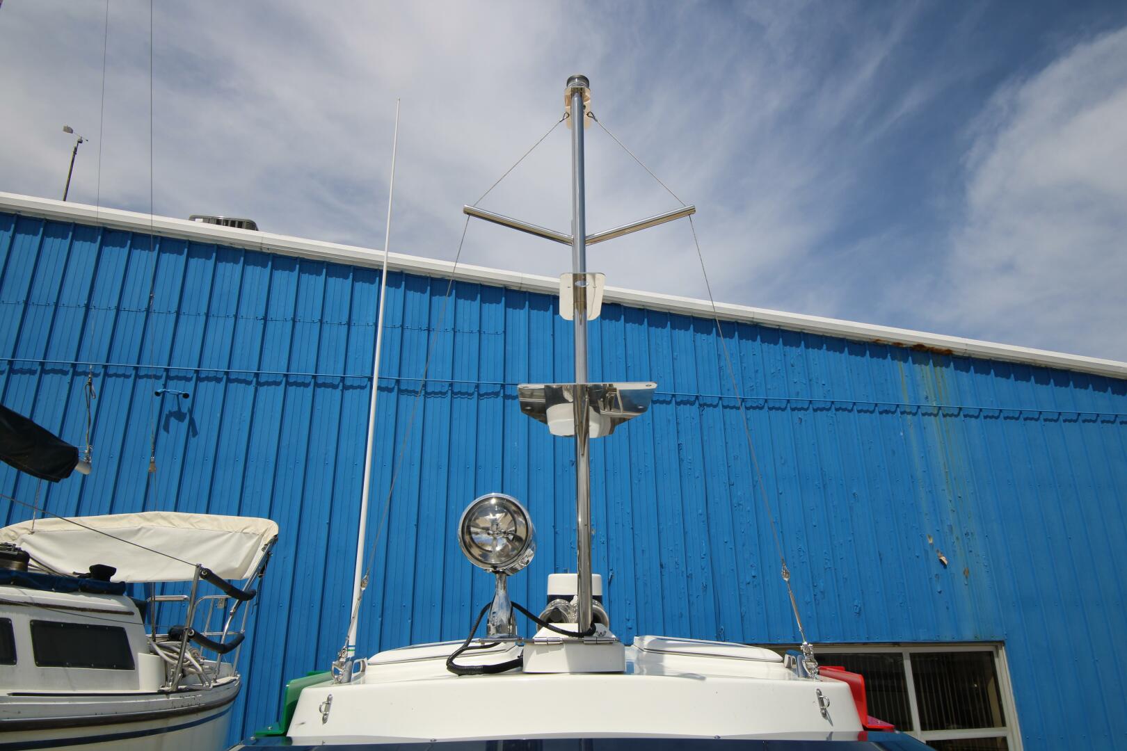 Slide: The Image of Ranger Tug R21-EC 2016 - 5279540