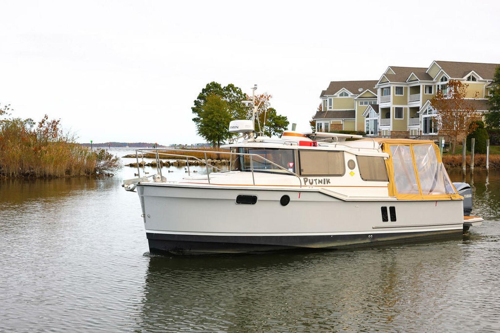 Slide: The Image of Ranger Tug R27 LE 2022 - 4765900