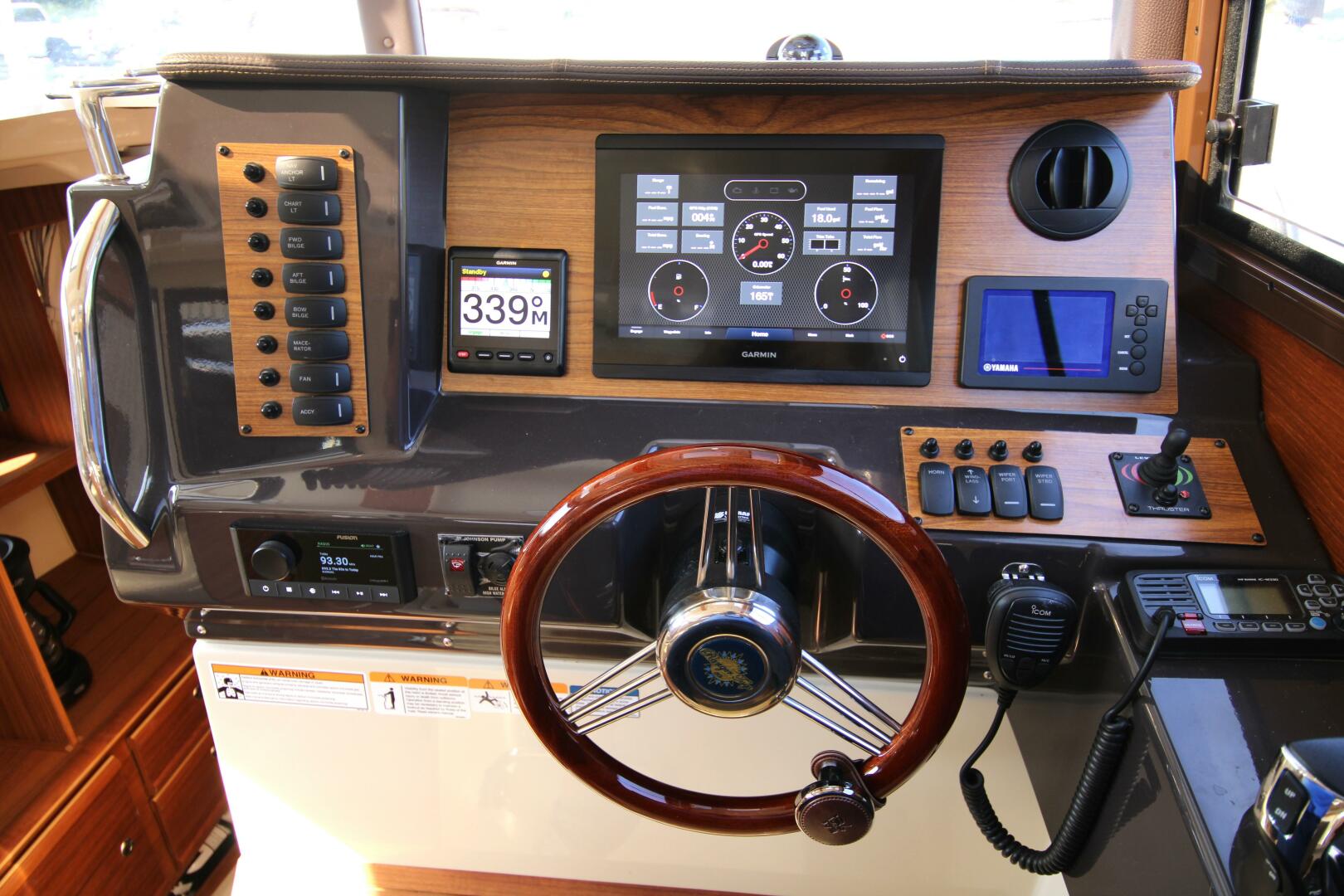 Slide: The Image of Ranger Tug R27 Luxury Edition w/ Custom Aluminum Trailer 2023 - 5181970