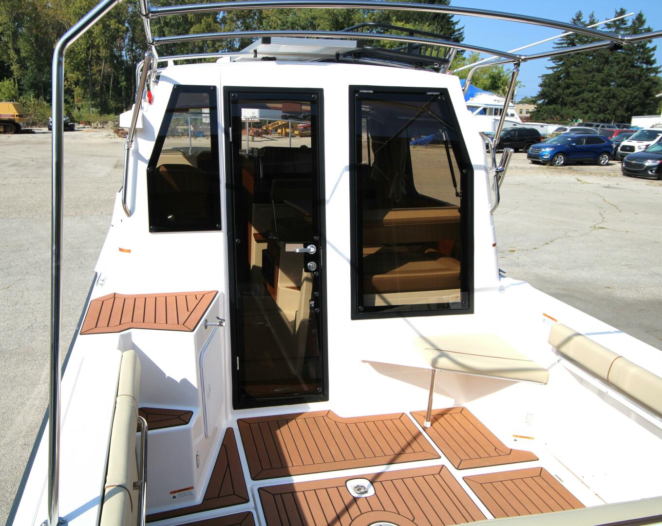 Slide: The Image of Ranger Tug R27 Luxury Edition w/ Custom Aluminum Trailer 2023 - 5181888