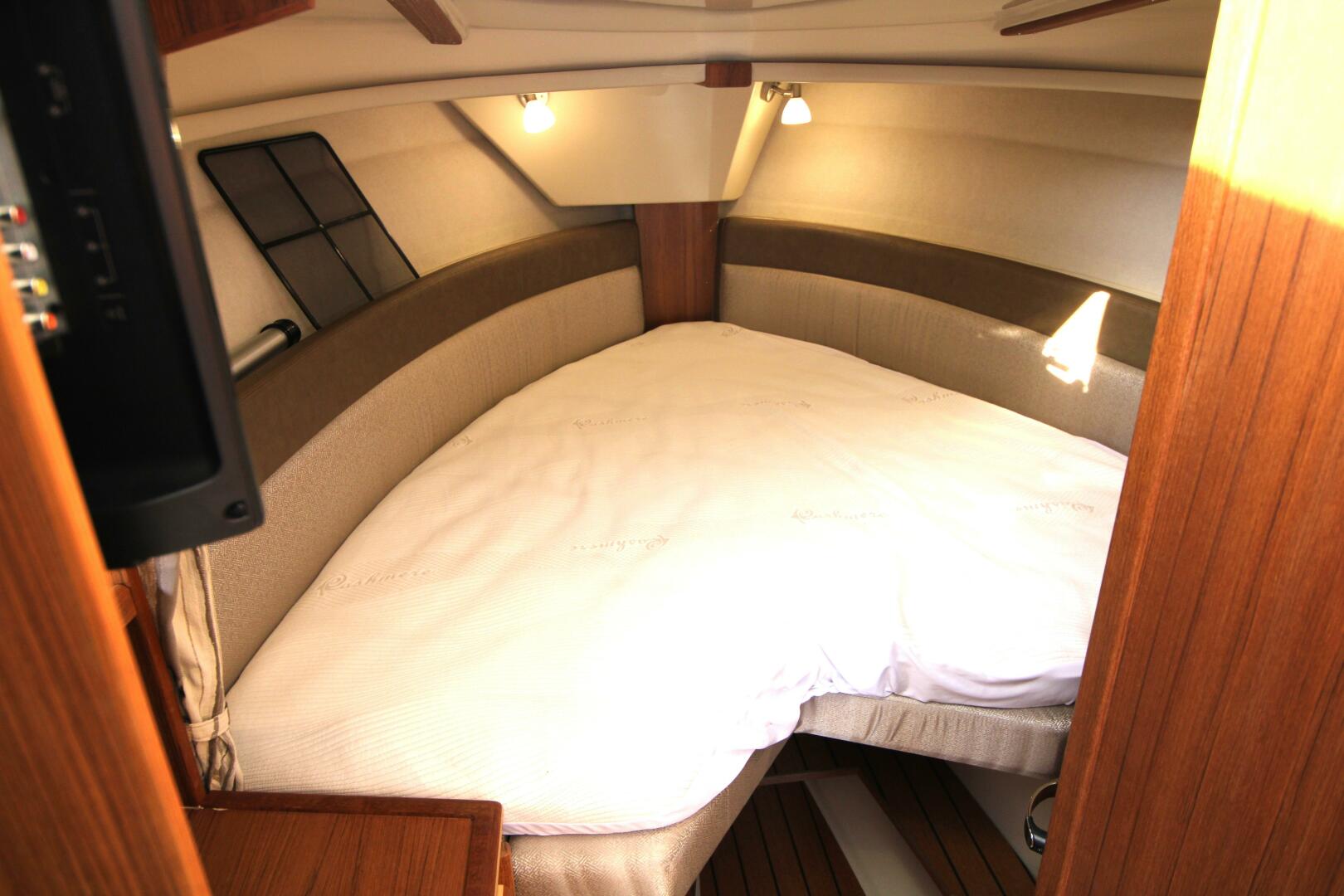 Slide: The Image of Ranger Tug R27 Luxury Edition w/ Custom Aluminum Trailer 2023 - 5181912