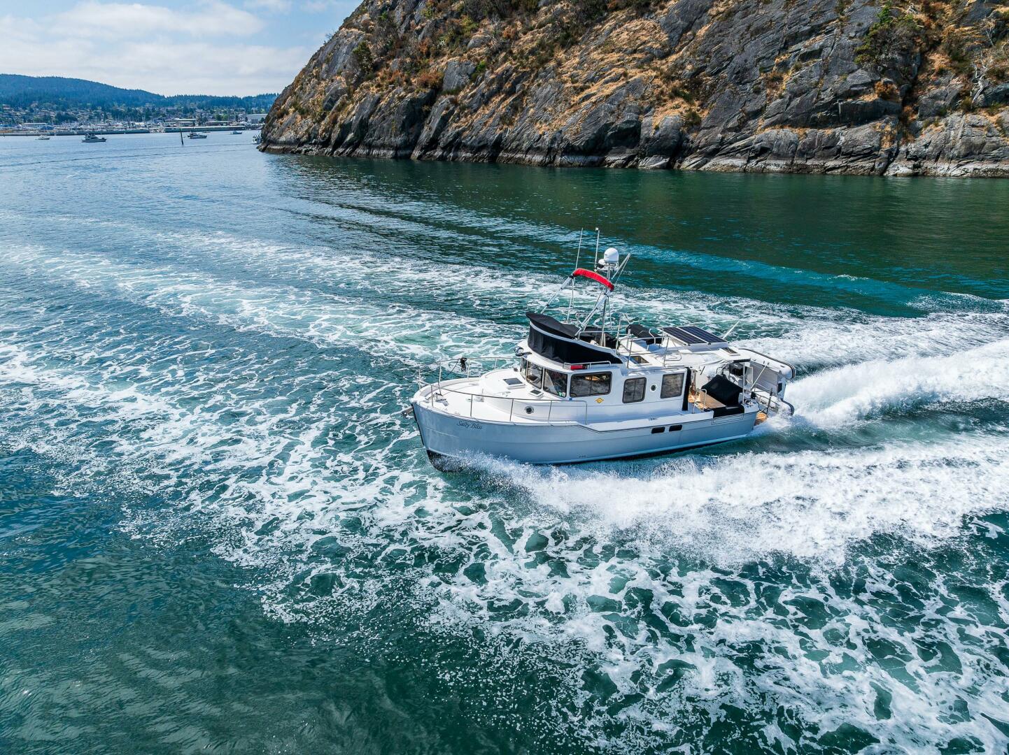 Slide: The Image of Ranger Tug R31-CB 2021 - 5503479