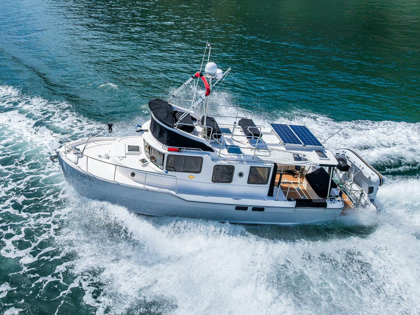 Slide: The Image of Ranger Tug R31-CB 2021 - 5503480