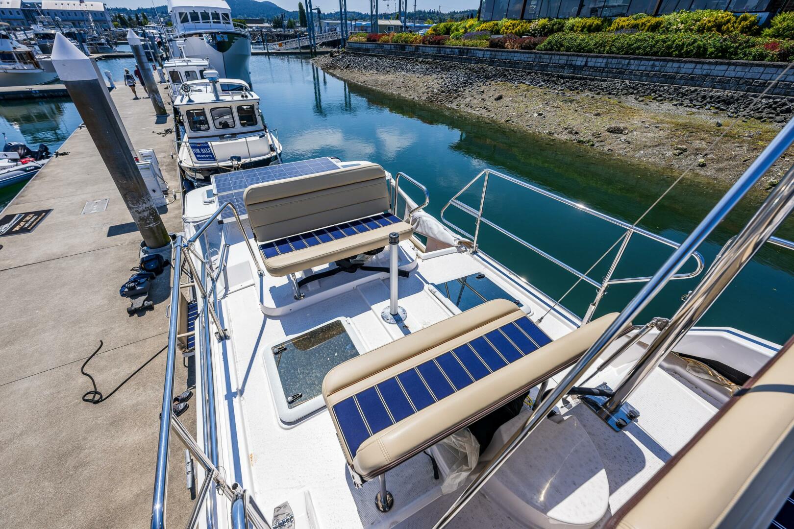 Slide: The Image of Ranger Tug R31-CB 2021 - 5503501