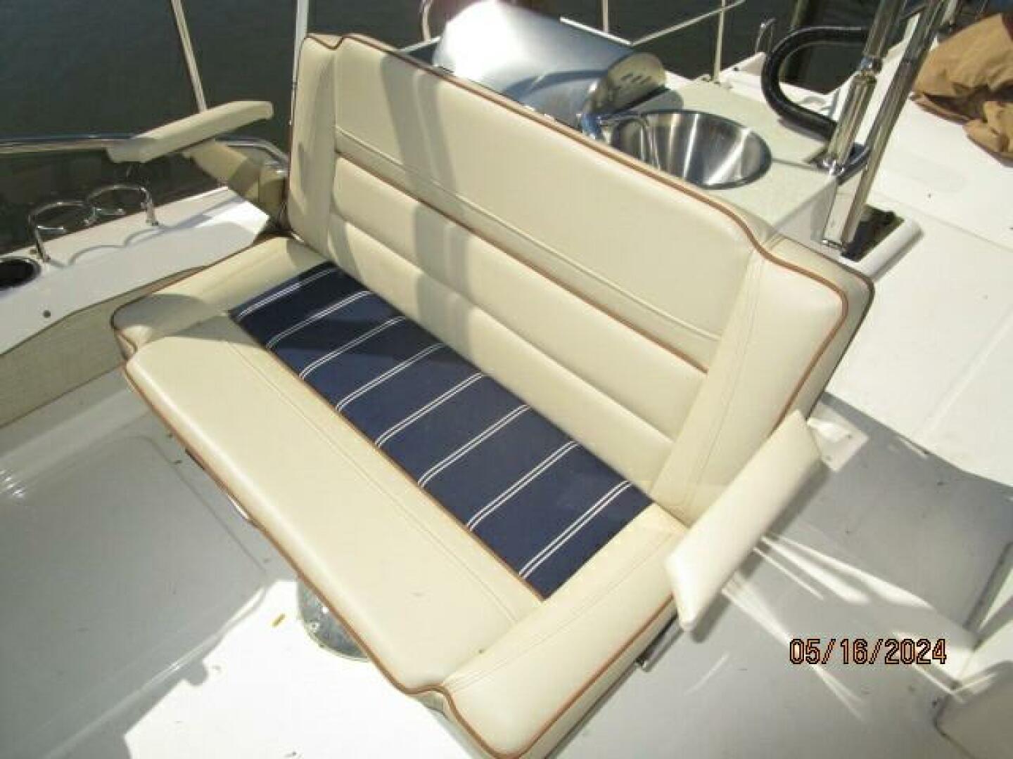 Slide: The Image of 43' Ranger Tugs flybridge helm benchseat - 4375159