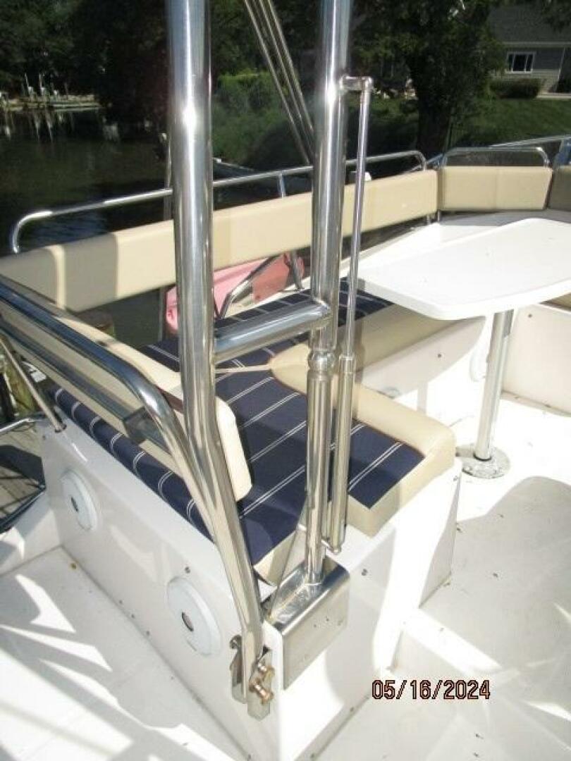 Slide: The Image of 43' Ranger Tugs port mast base - 4375202