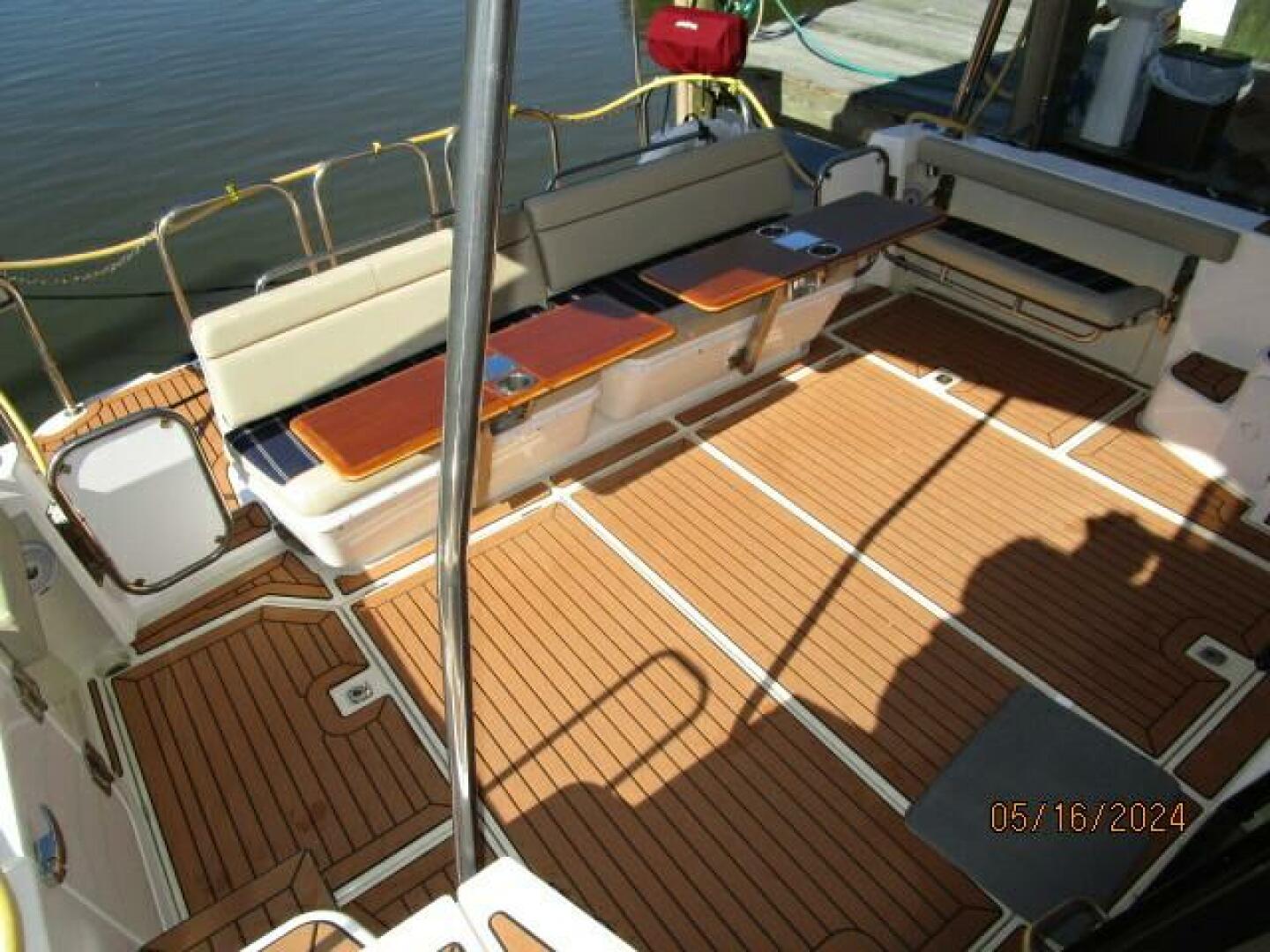 Slide: The Image of 43' Ranger Tugs aftdeck2 - 4375129