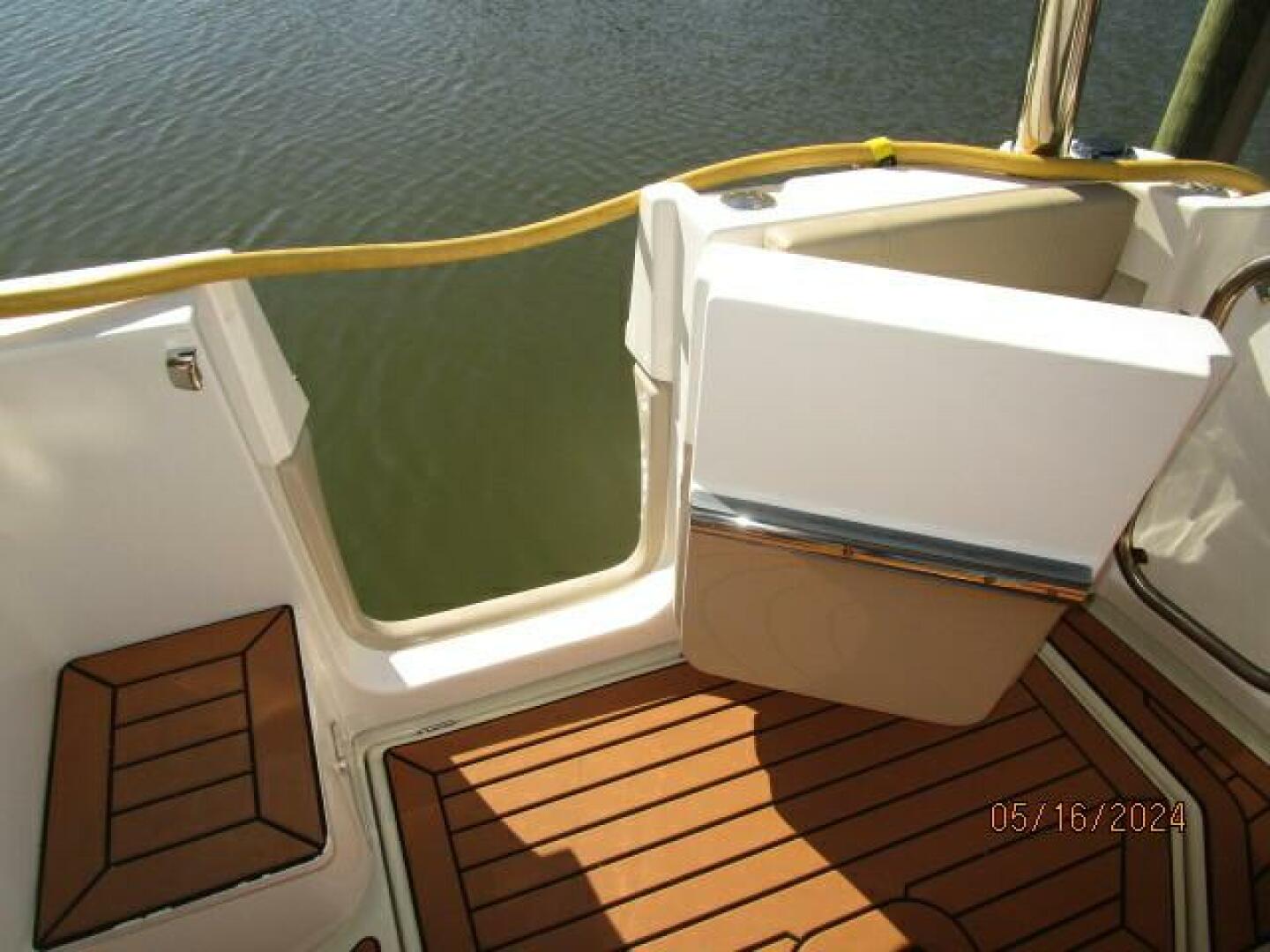 Slide: The Image of 43' Ranger Tugs aftdeck starboard boarding gate - 4375125