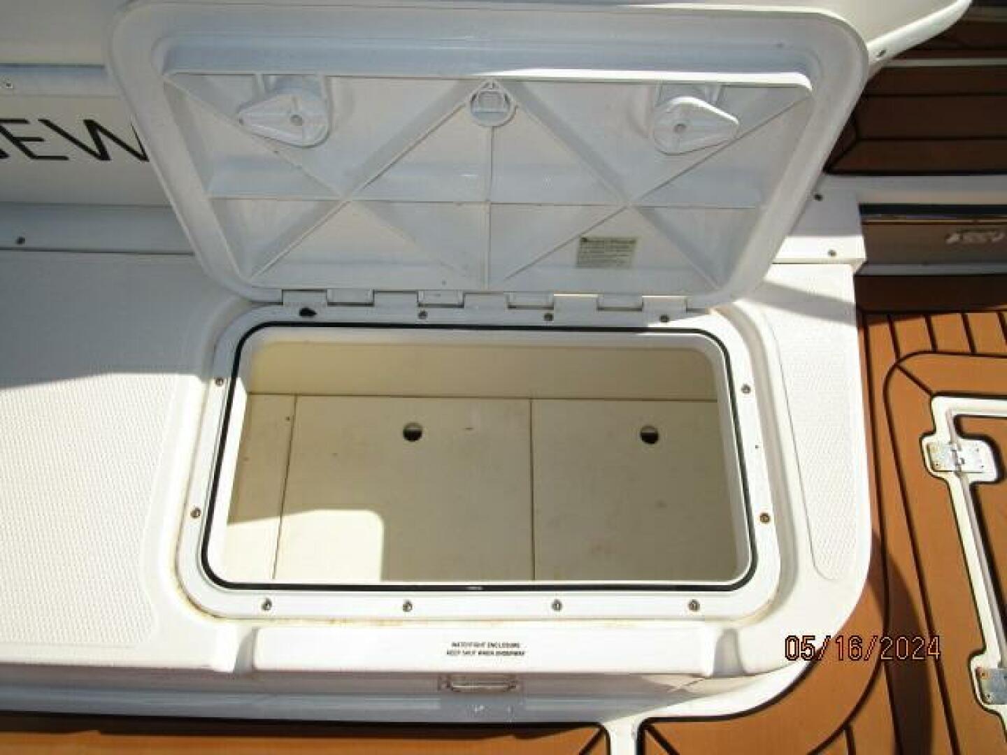 Slide: The Image of 43' Ranger Tugs swimplatform storage - 4375226