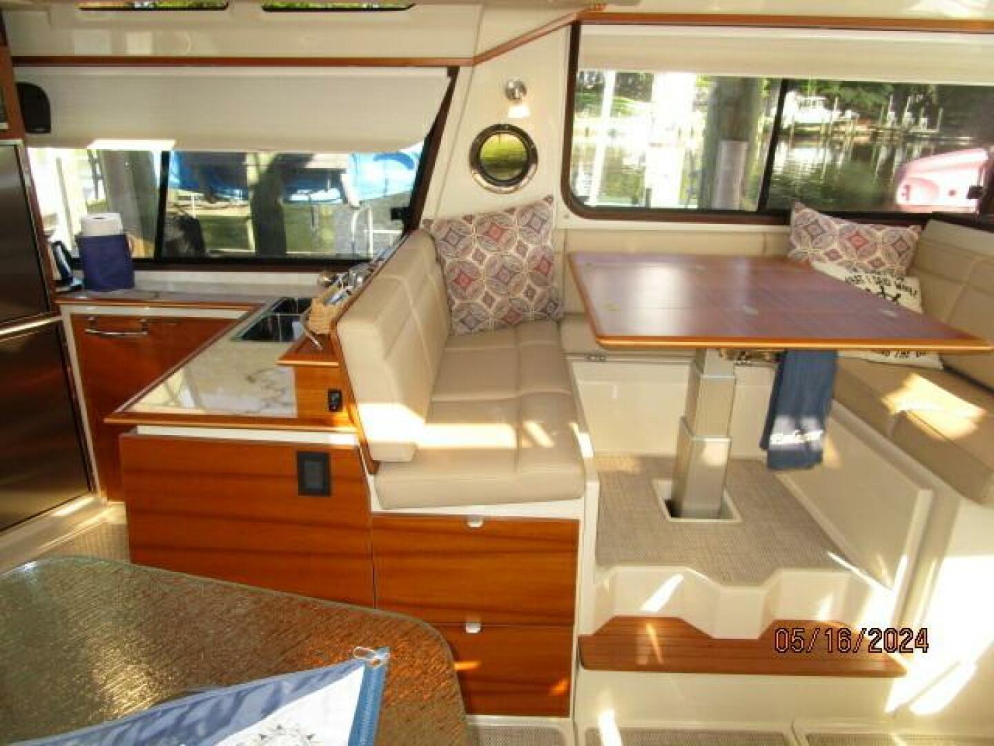 Slide: The Image of 43' Ranger Tugs salon port - 4375212