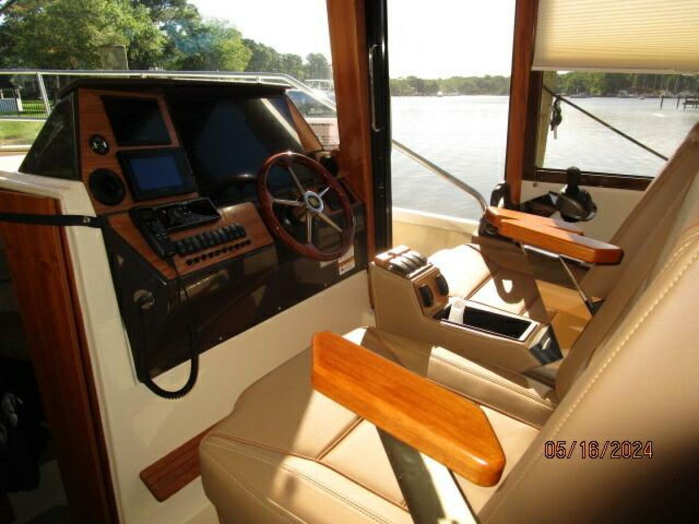 Slide: The Image of 43' Ranger Tiugs lower helm1 - 4375187