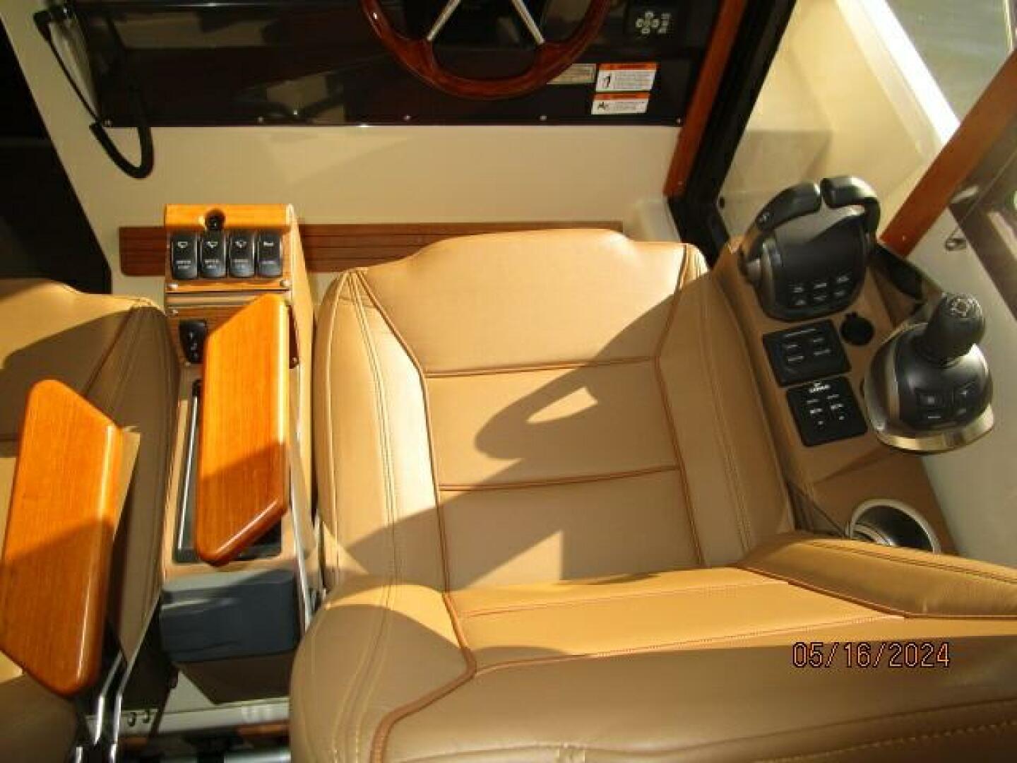 Slide: The Image of 43' Ranger Tugs lower helm seat controls - 4375185