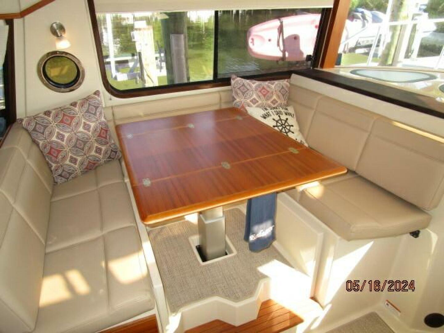 Slide: The Image of 43' Ranger Tugs dinette2 - 4375143