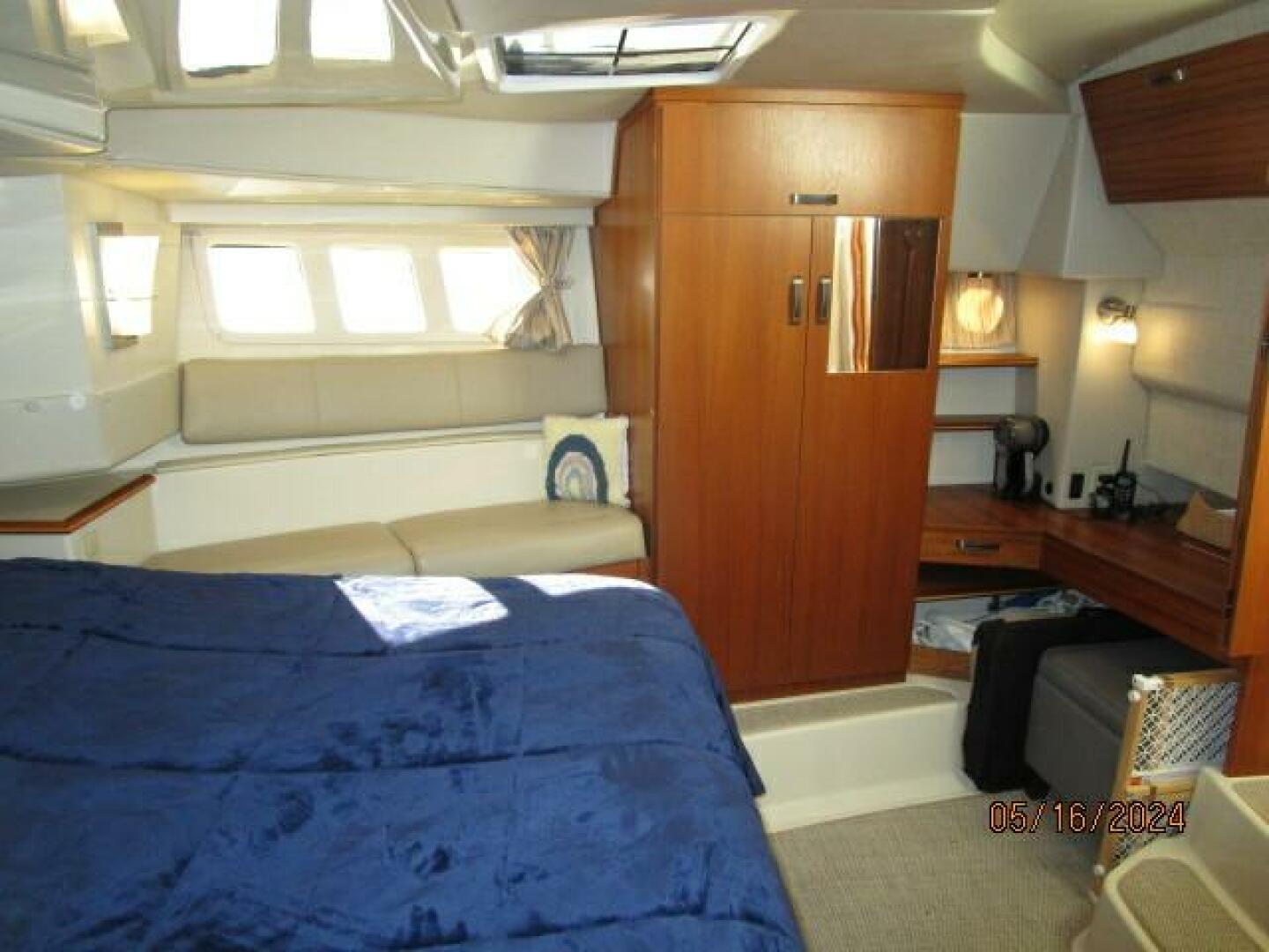 Slide: The Image of 43' Ranger Tugs master stateroom starboard - 4375196