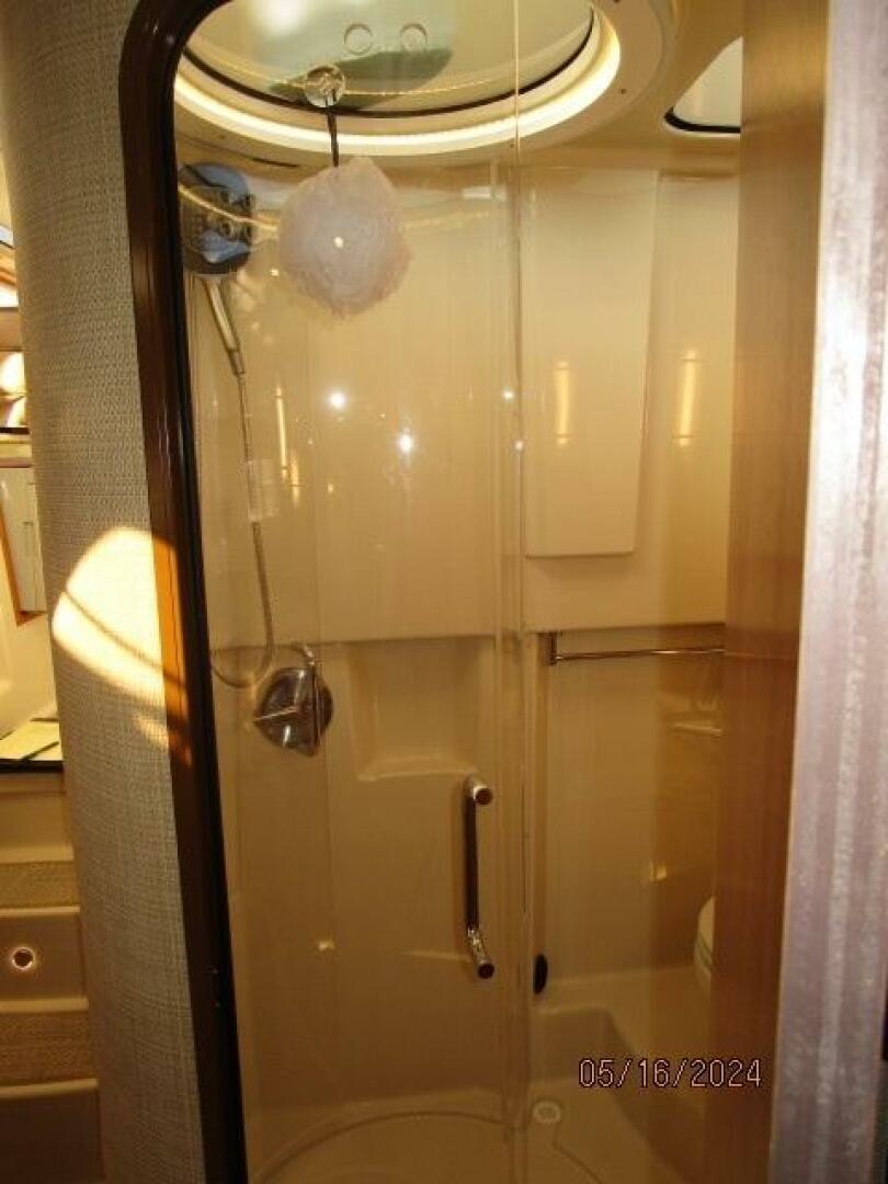 Slide: The Image of 43' Ranger Tugs master stateroom shower - 4375195