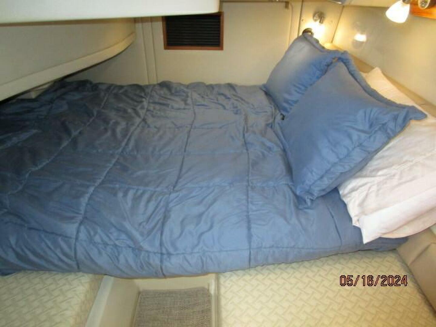 Slide: The Image of 43' Ranger Tugs guest stateroom berth - 4375182
