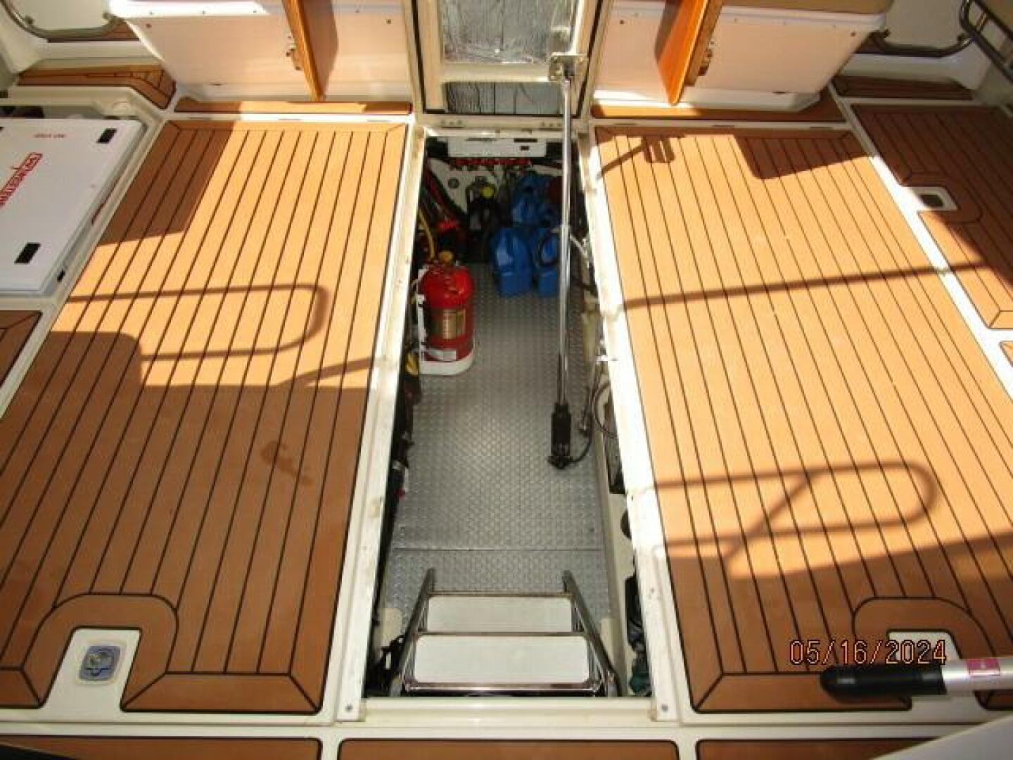 Slide: The Image of 43' Ranger Tugs engine room access1 - 4375146