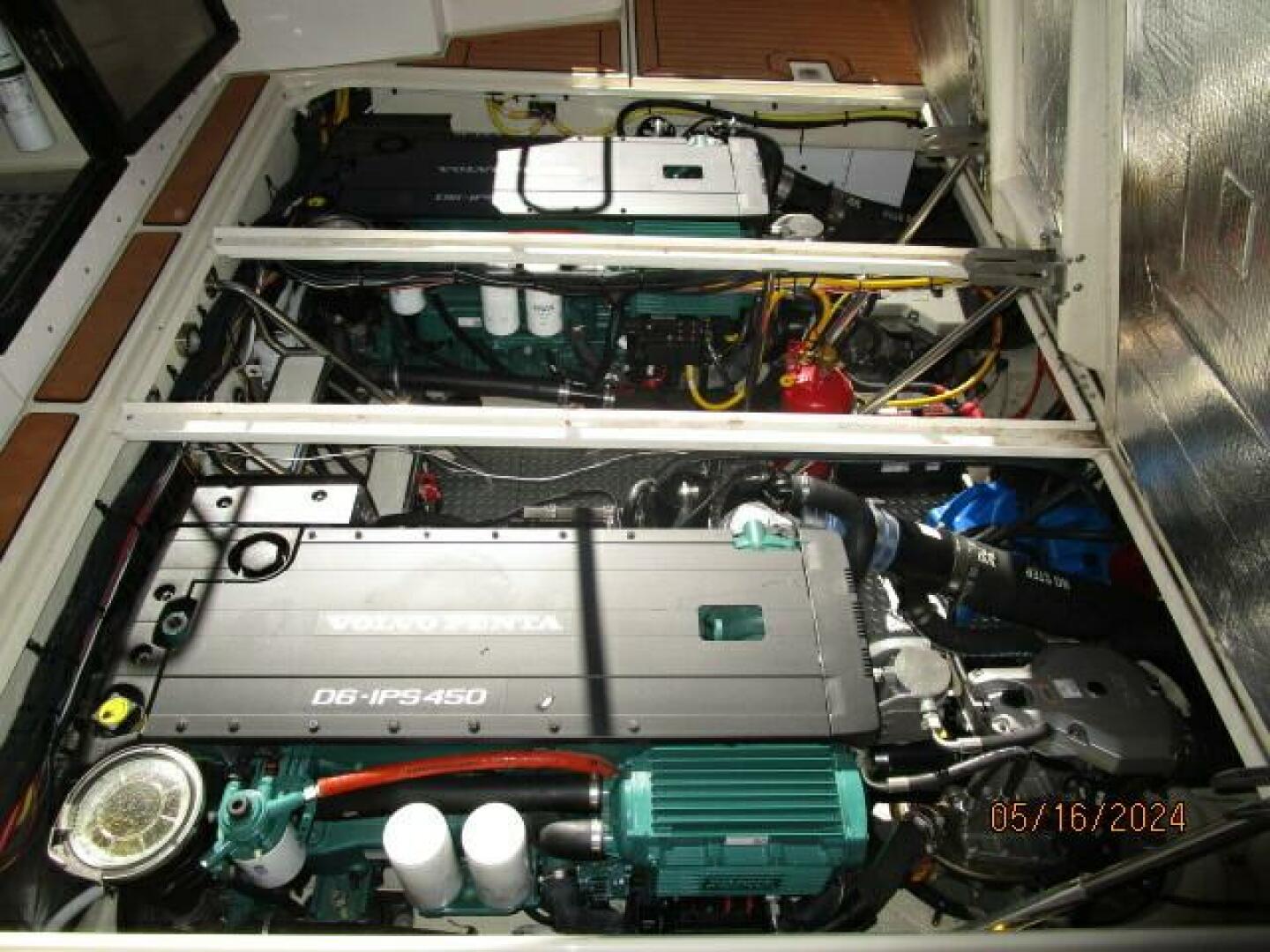 Slide: The Image of 43' Ranger Tugs engine room access3 - 4375150