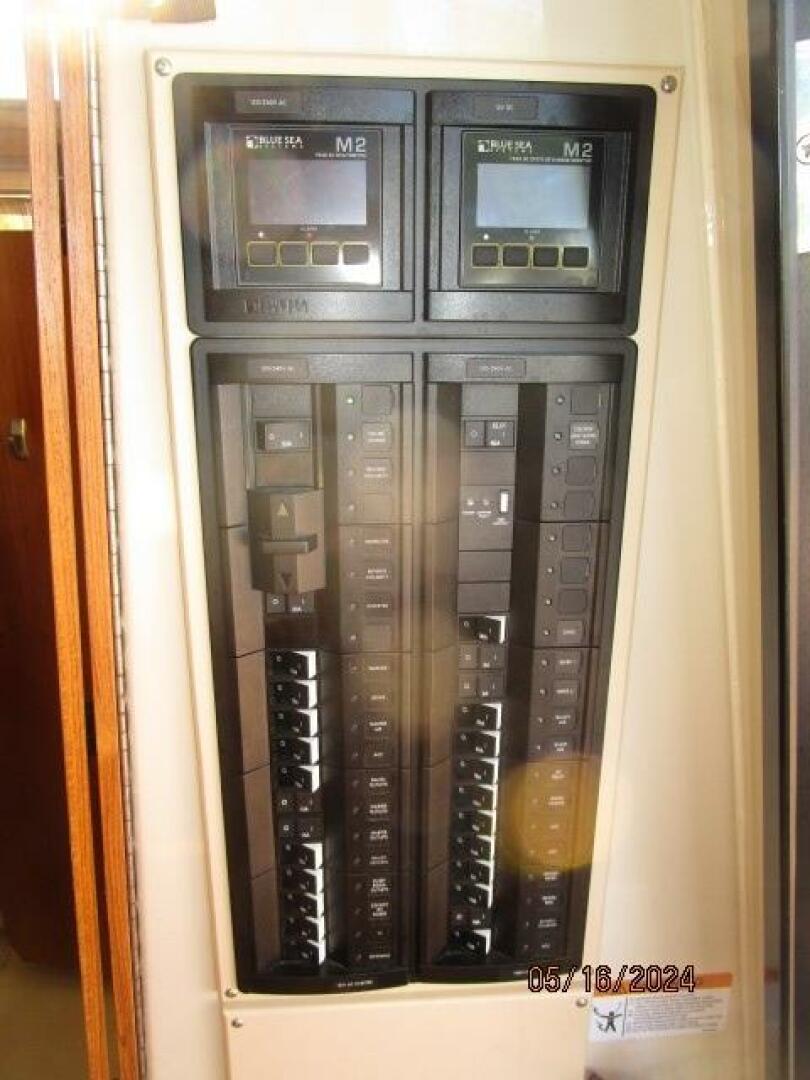 Slide: The Image of 43' Ranger Tugs electrical panel - 4375145