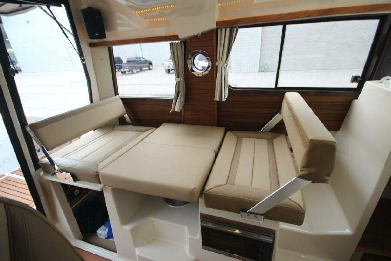 Slide: The Image of Ranger Tugs R-25 Luxury Edition 2025 - 5177058