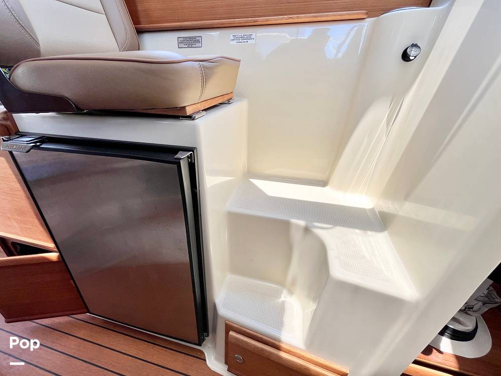 Slide: The Image of Deck Refrigerator - 15593614