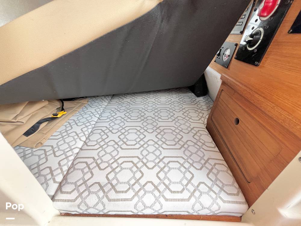 Slide: The Image of Mid Berth - 15593637