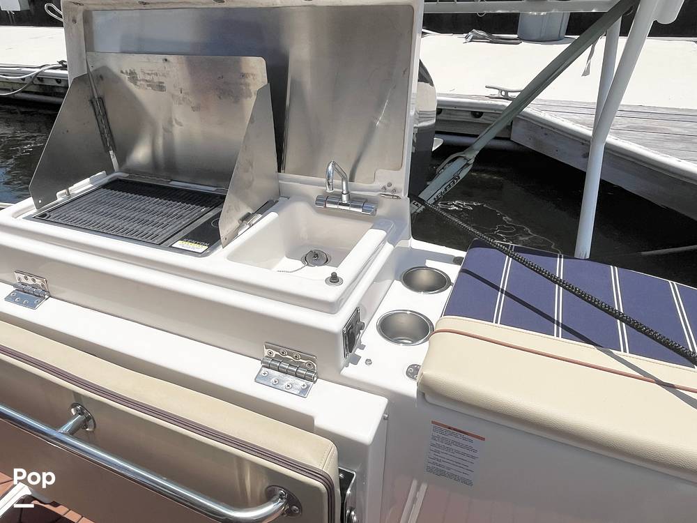 Slide: The Image of Deck Sink - 15593642