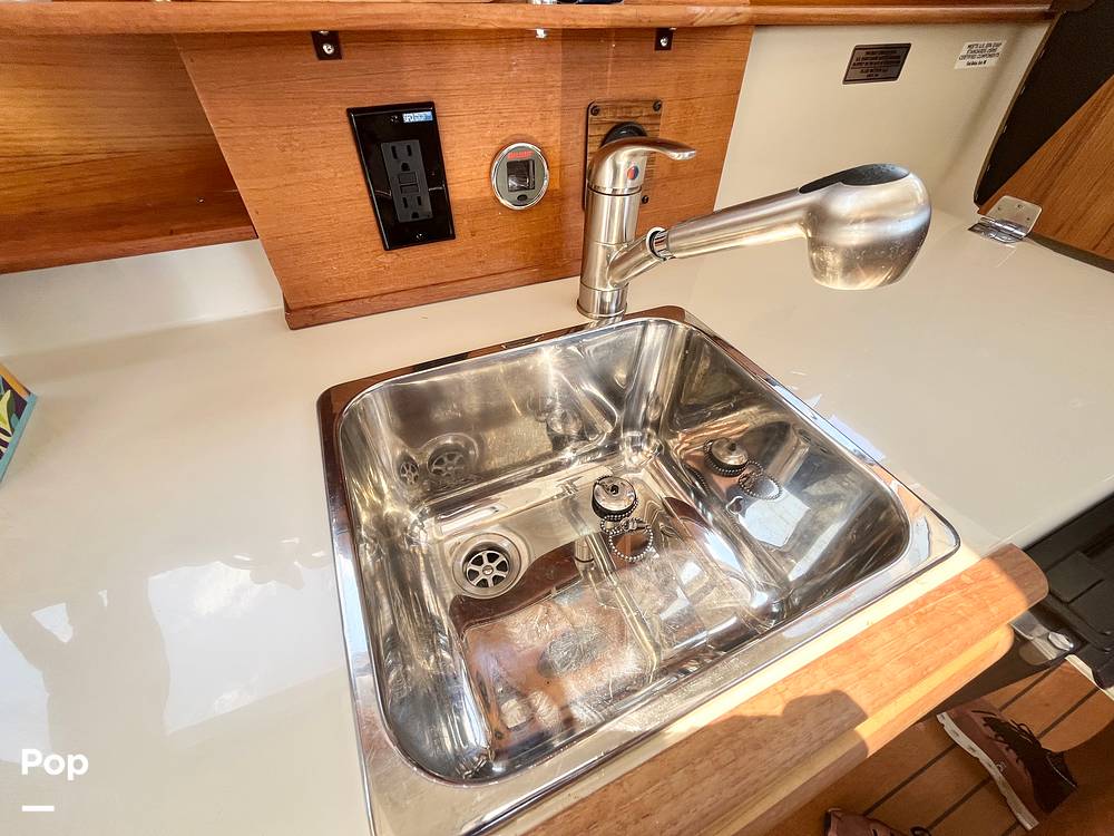 Slide: The Image of Sink - Galley - 15593644
