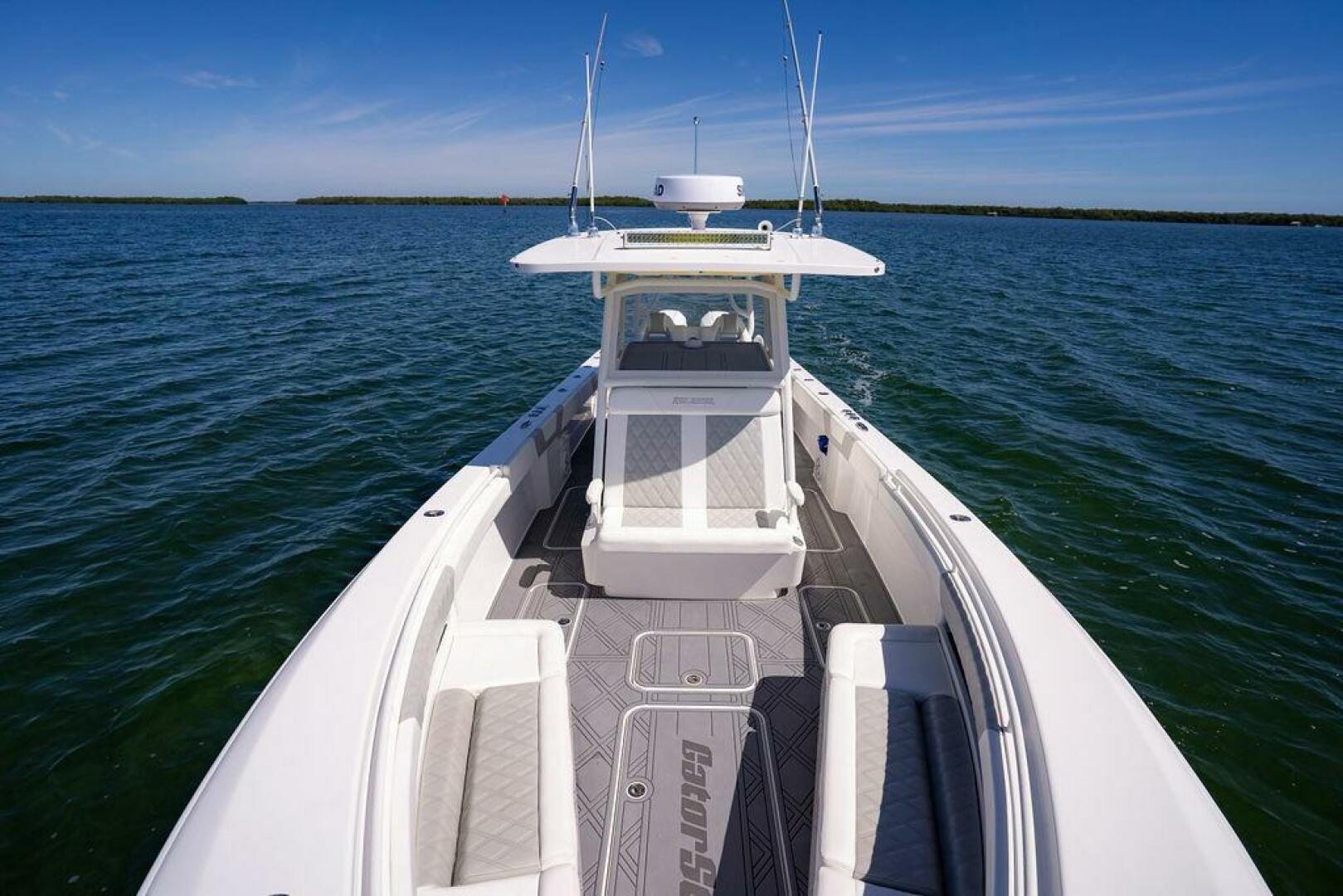 Slide: The Image of Reef Runner 34 2023 - 5465557