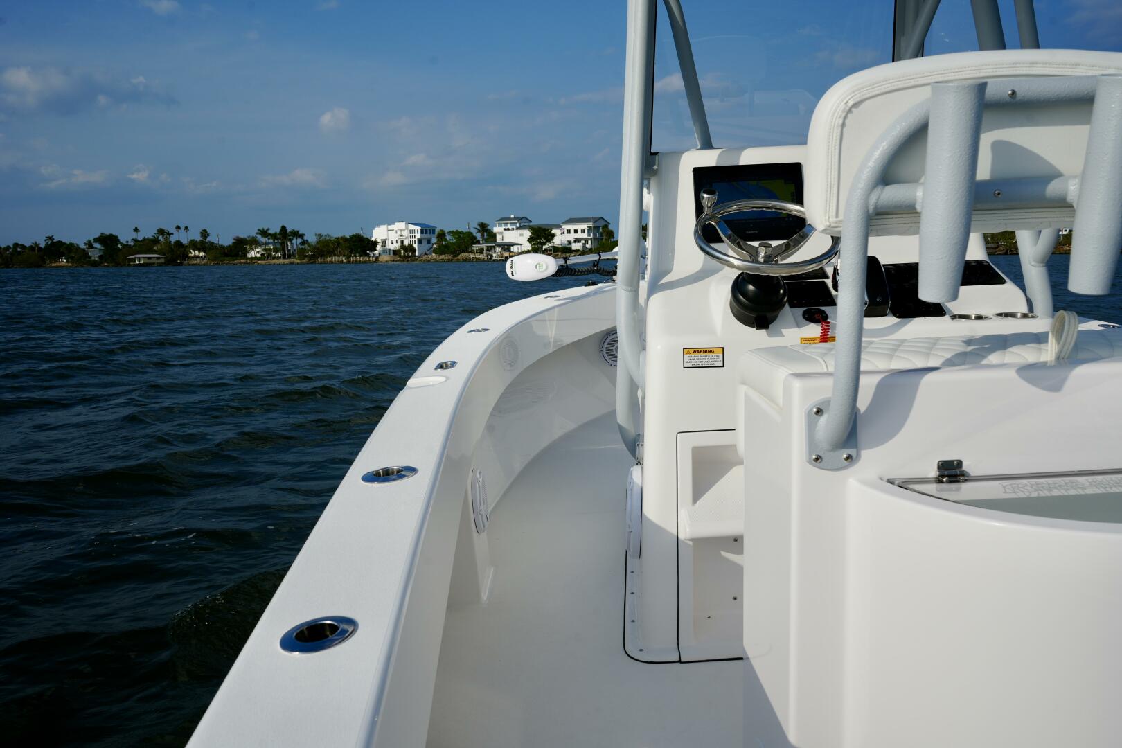 Slide: The Image of Deck Equipment 2024 Reef Runner 23 Center Console - 5205061