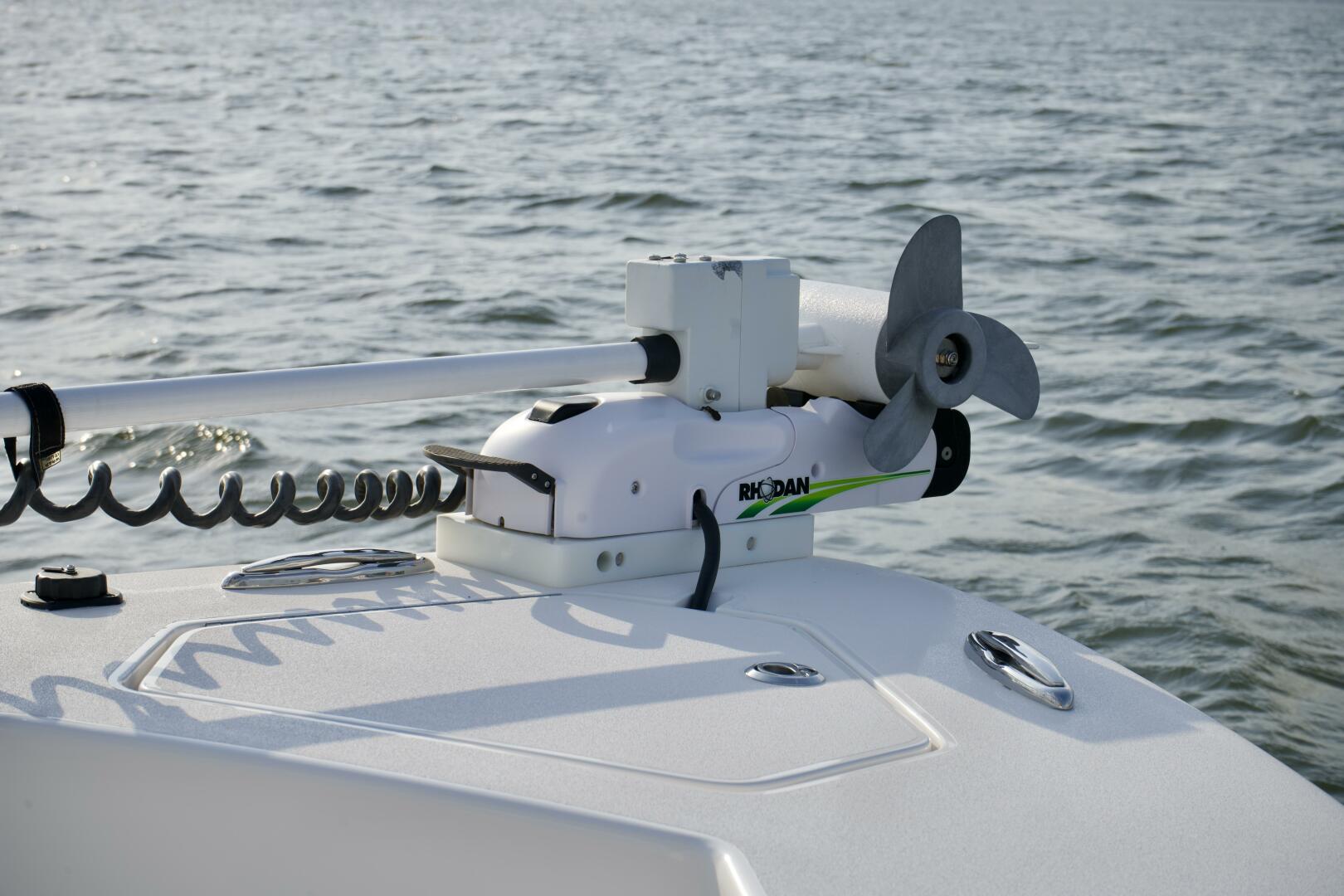 Slide: The Image of Bow with Trolling Motor 2024 Reef Runner 23 Center Console - 5205082