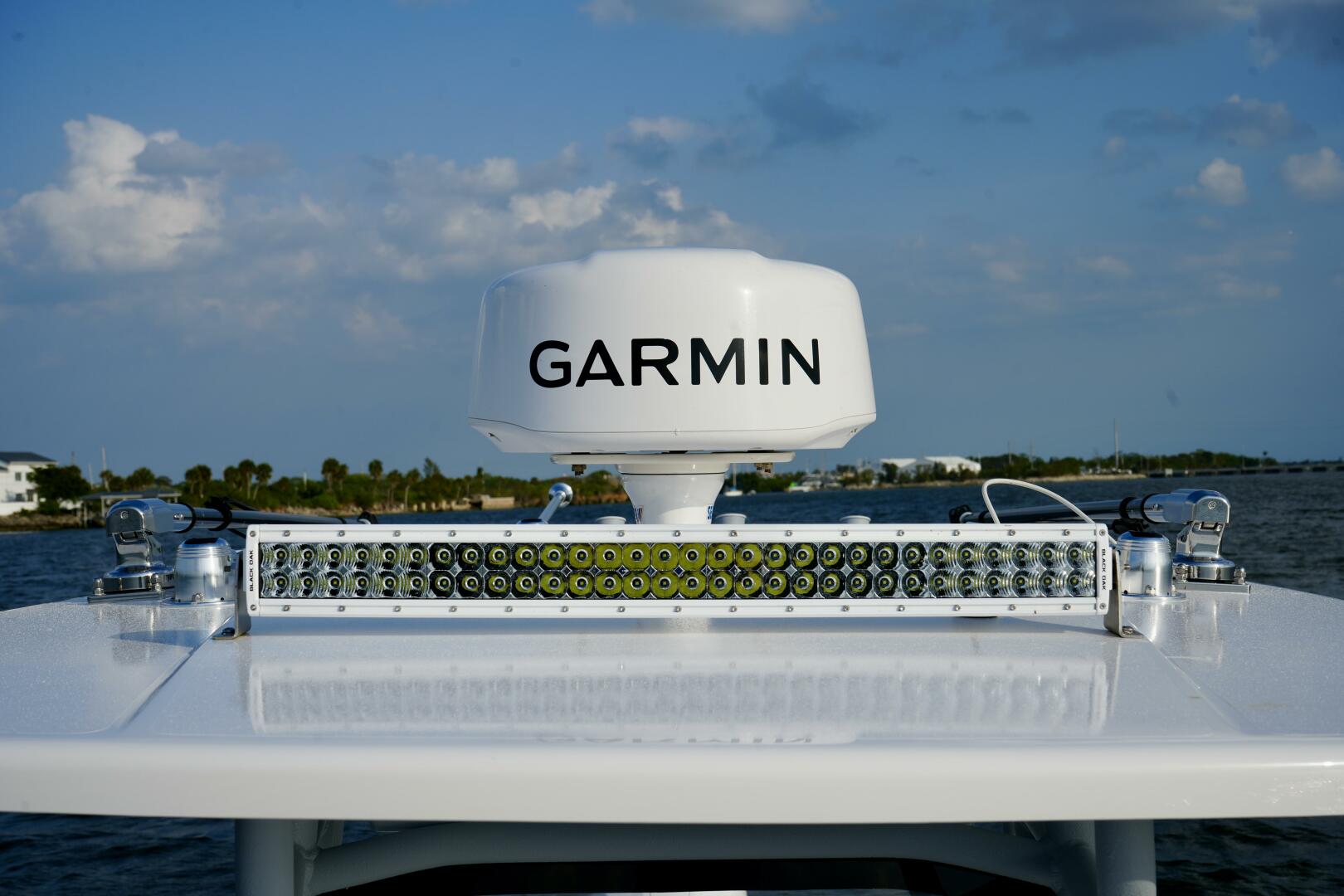 Slide: The Image of Radar and LED Light Bar 2024 Reef Runner 23 Center Console - 5205083