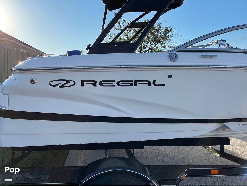 Slide: The Image of Regal 1900 ES 2016 - 14498790