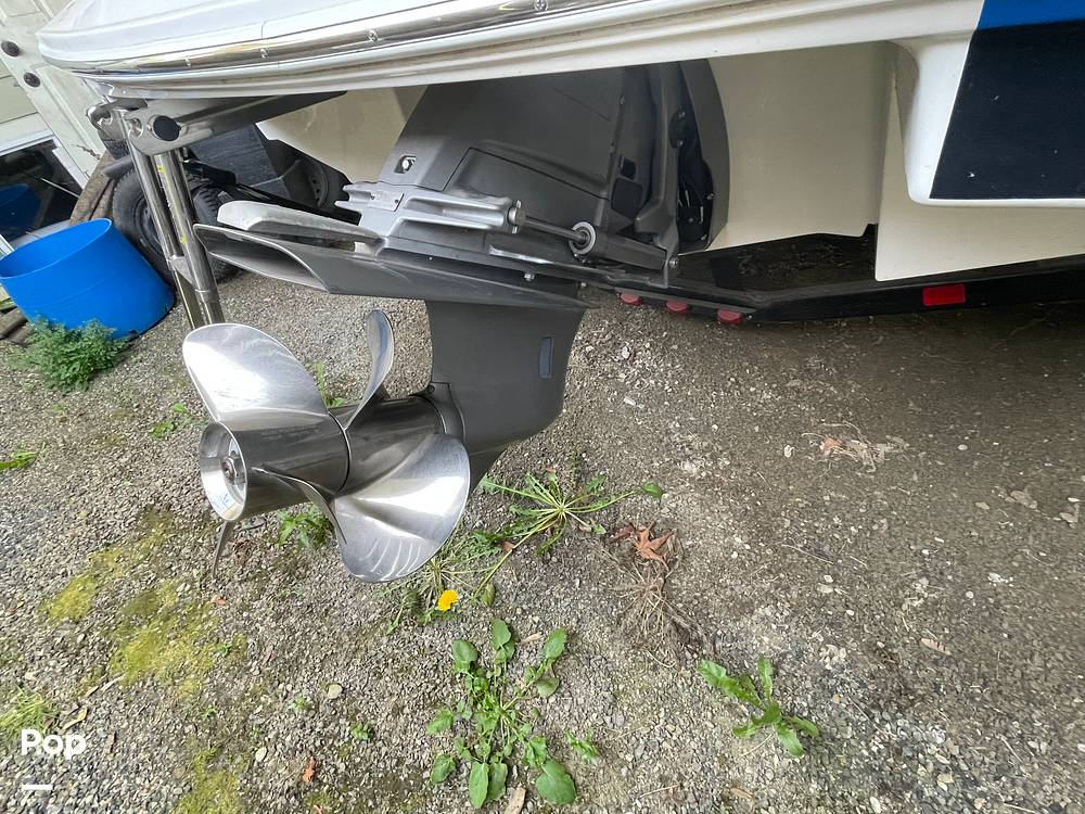 Slide: The Image of Regal 2100 2012 - 15429175