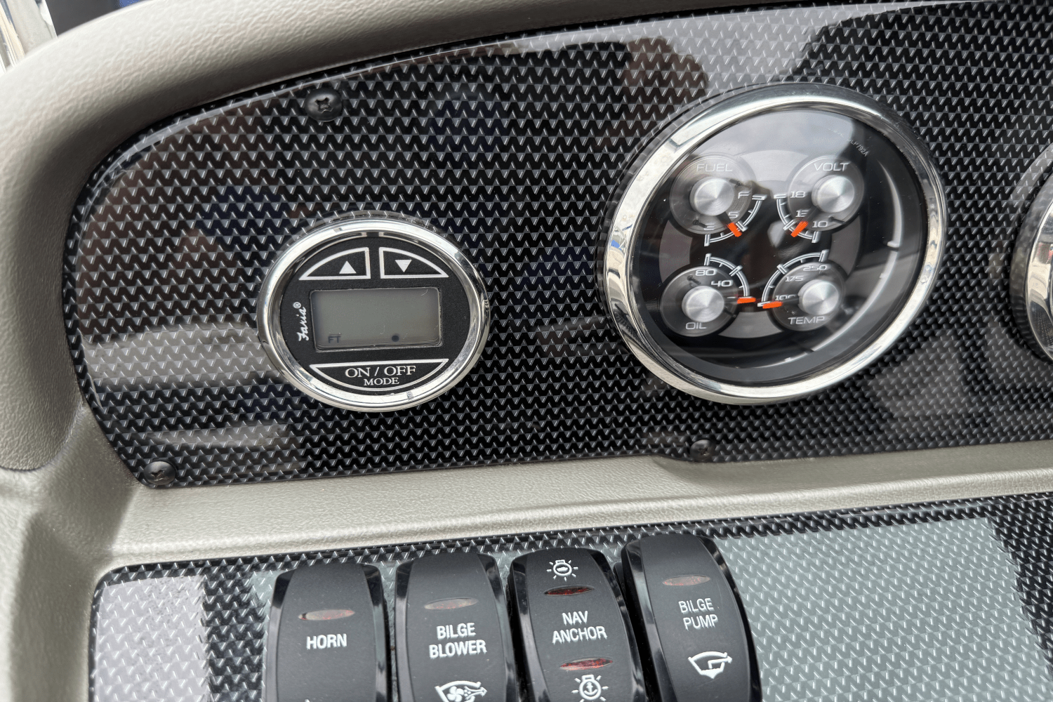 Slide: The Image of Regal 2100 2012 - 24